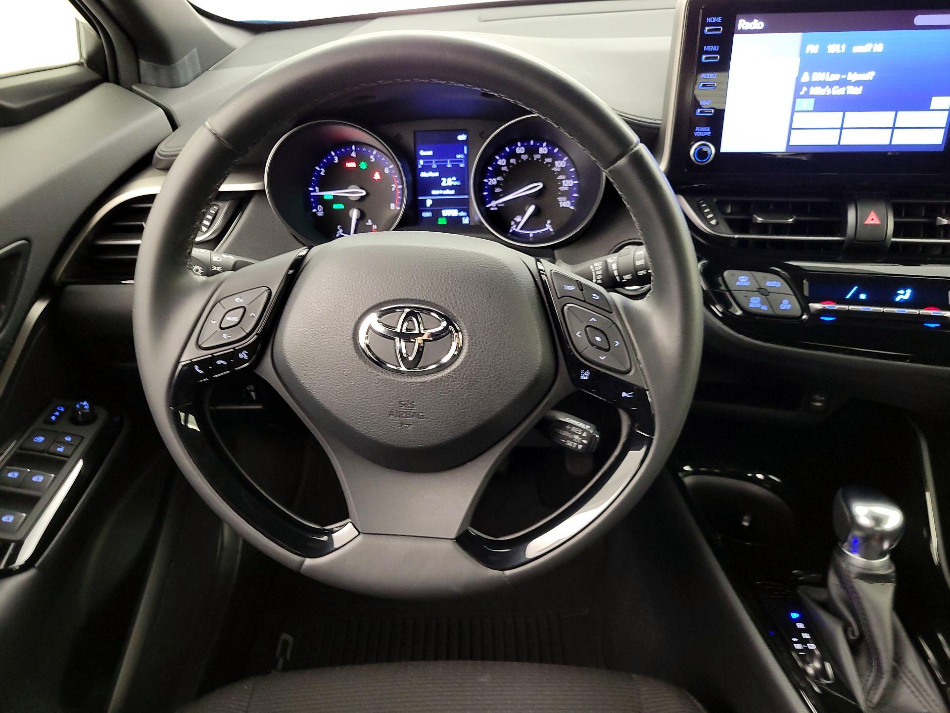 Thumbnail: 2019 Toyota C-HR - 10