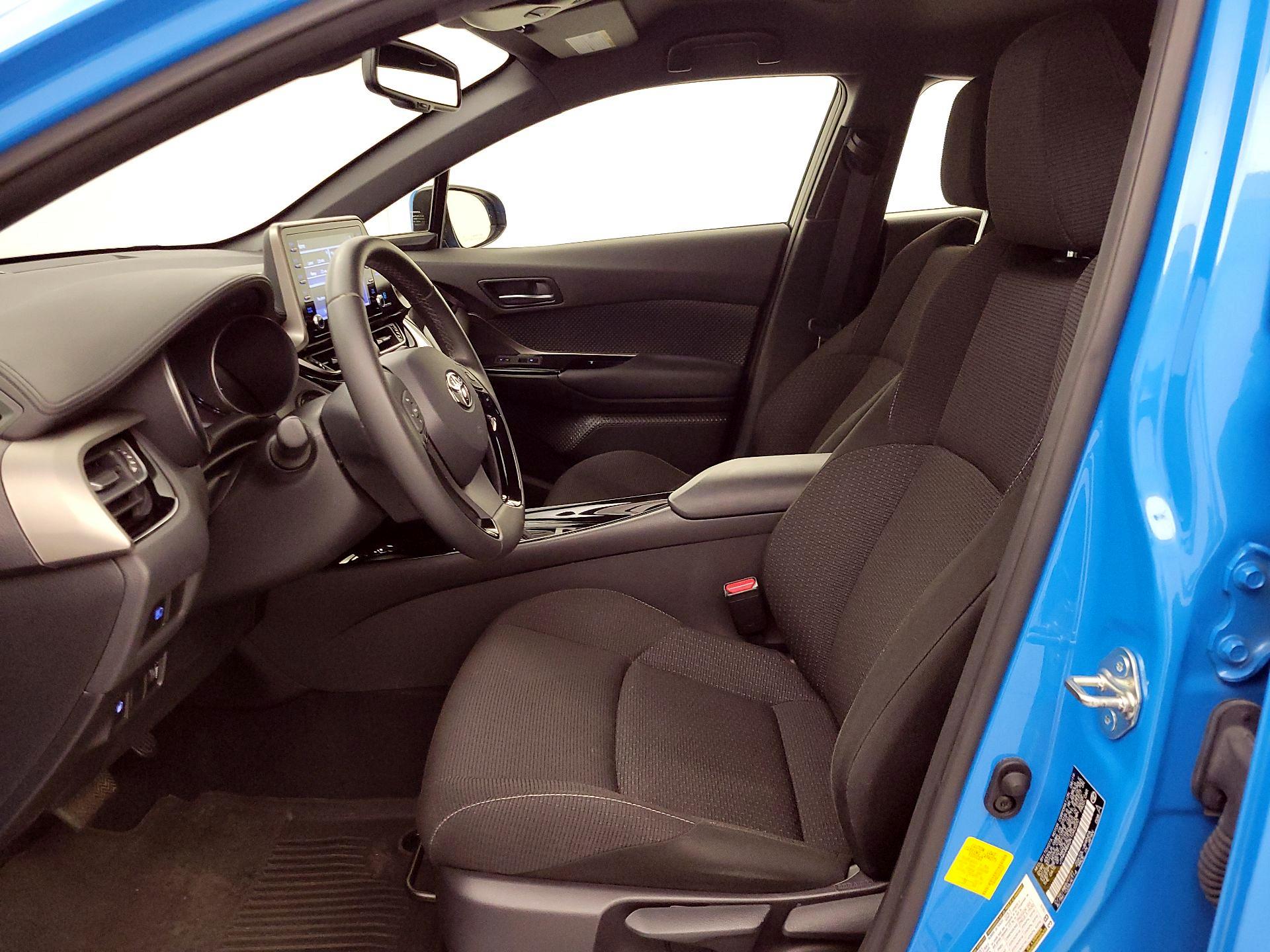 Thumbnail: 2019 Toyota C-HR - 11
