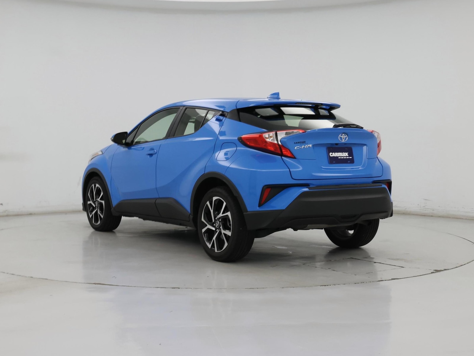 Image of 2019 Toyota C-HR XLE