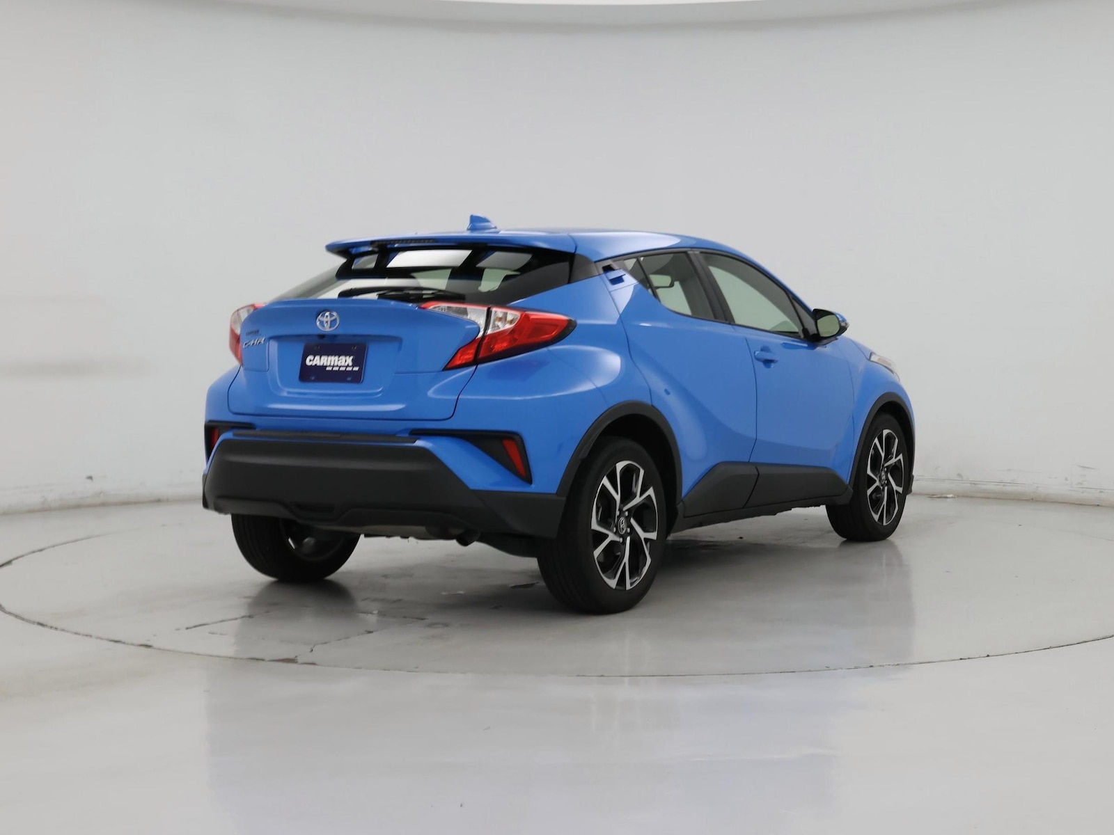 Image of 2019 Toyota C-HR XLE