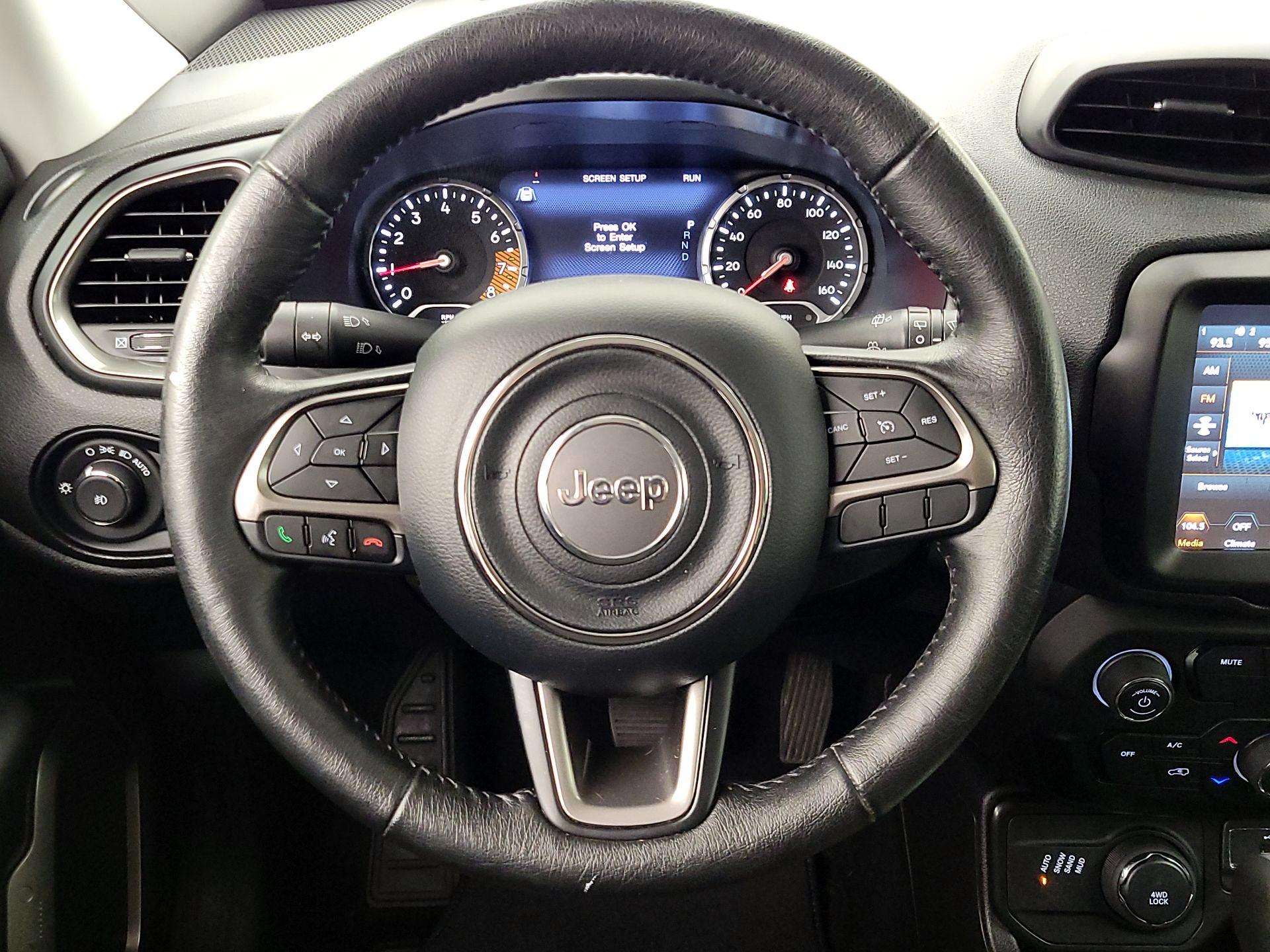 Thumbnail: 2022 Jeep Renegade - 10
