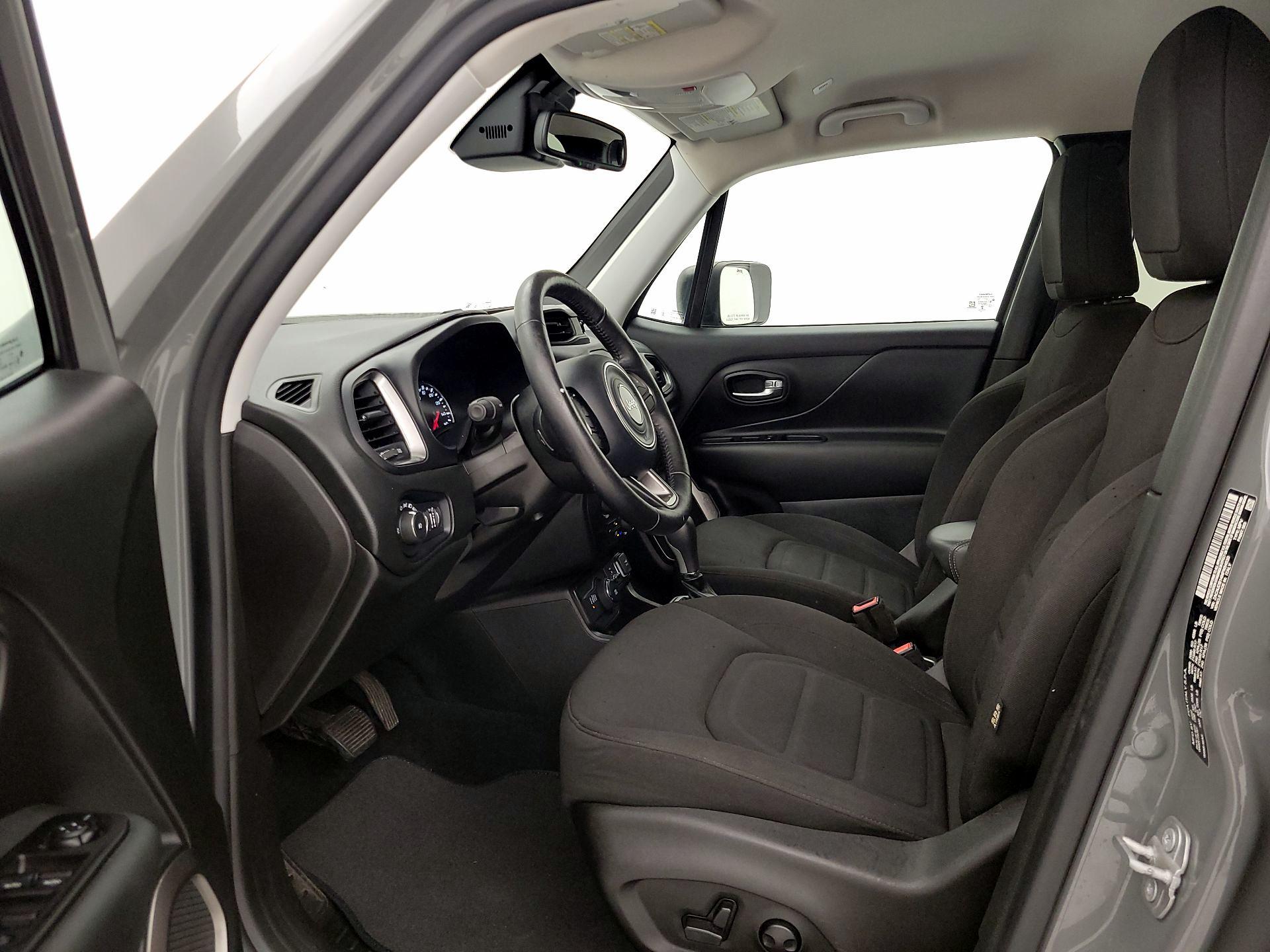 Thumbnail: 2022 Jeep Renegade - 11