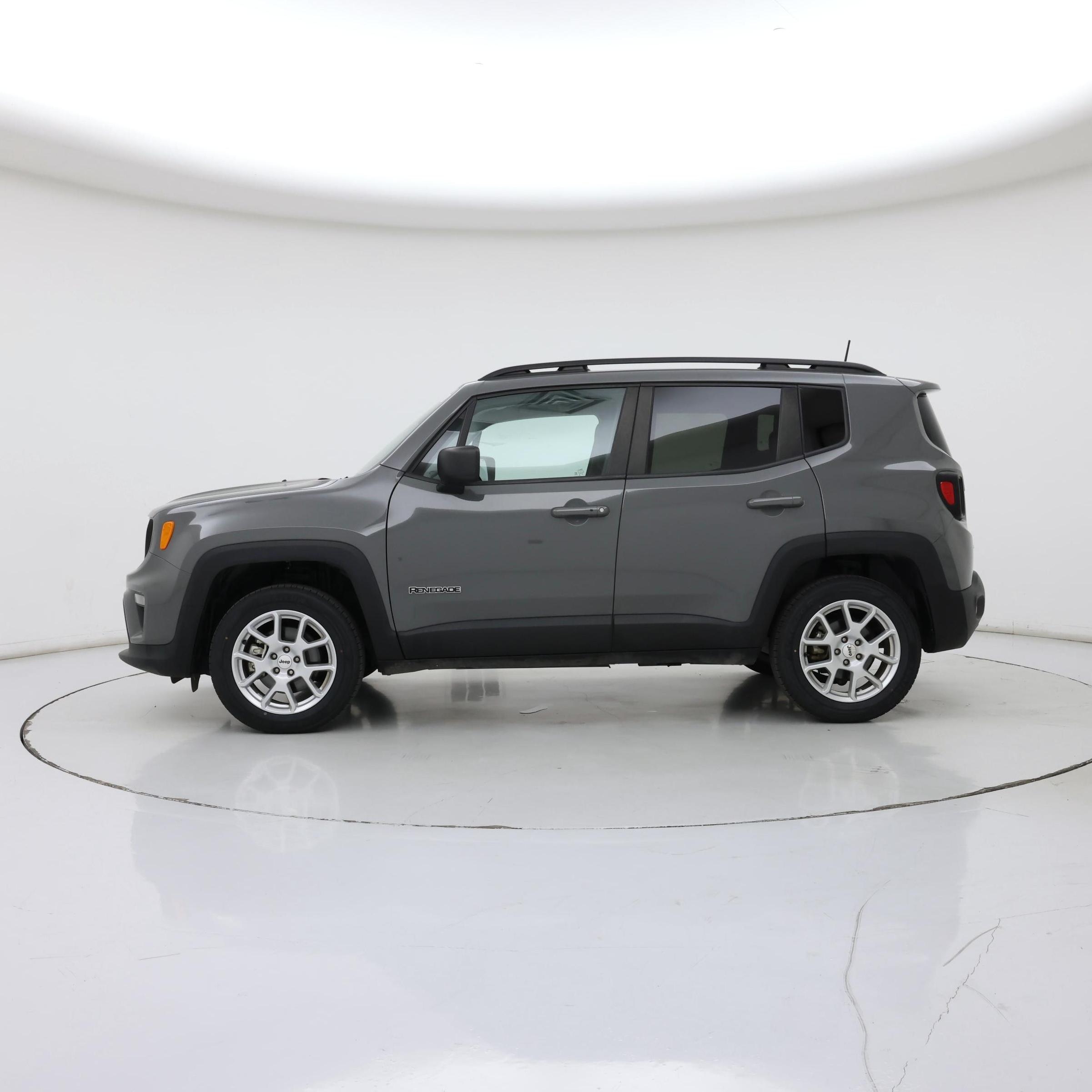 Thumbnail: 2022 Jeep Renegade - 3