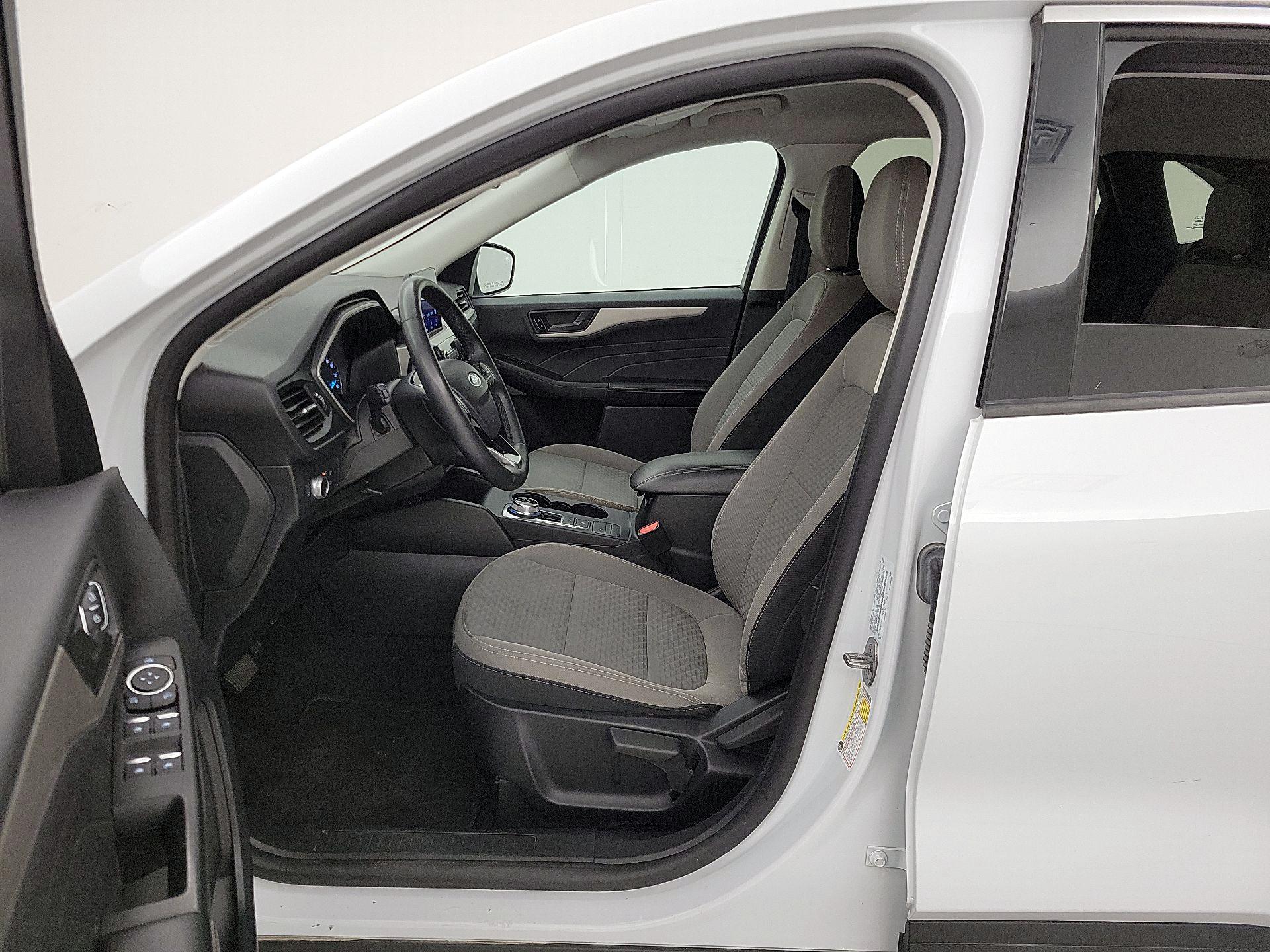 Thumbnail: 2022 Ford Escape - 11