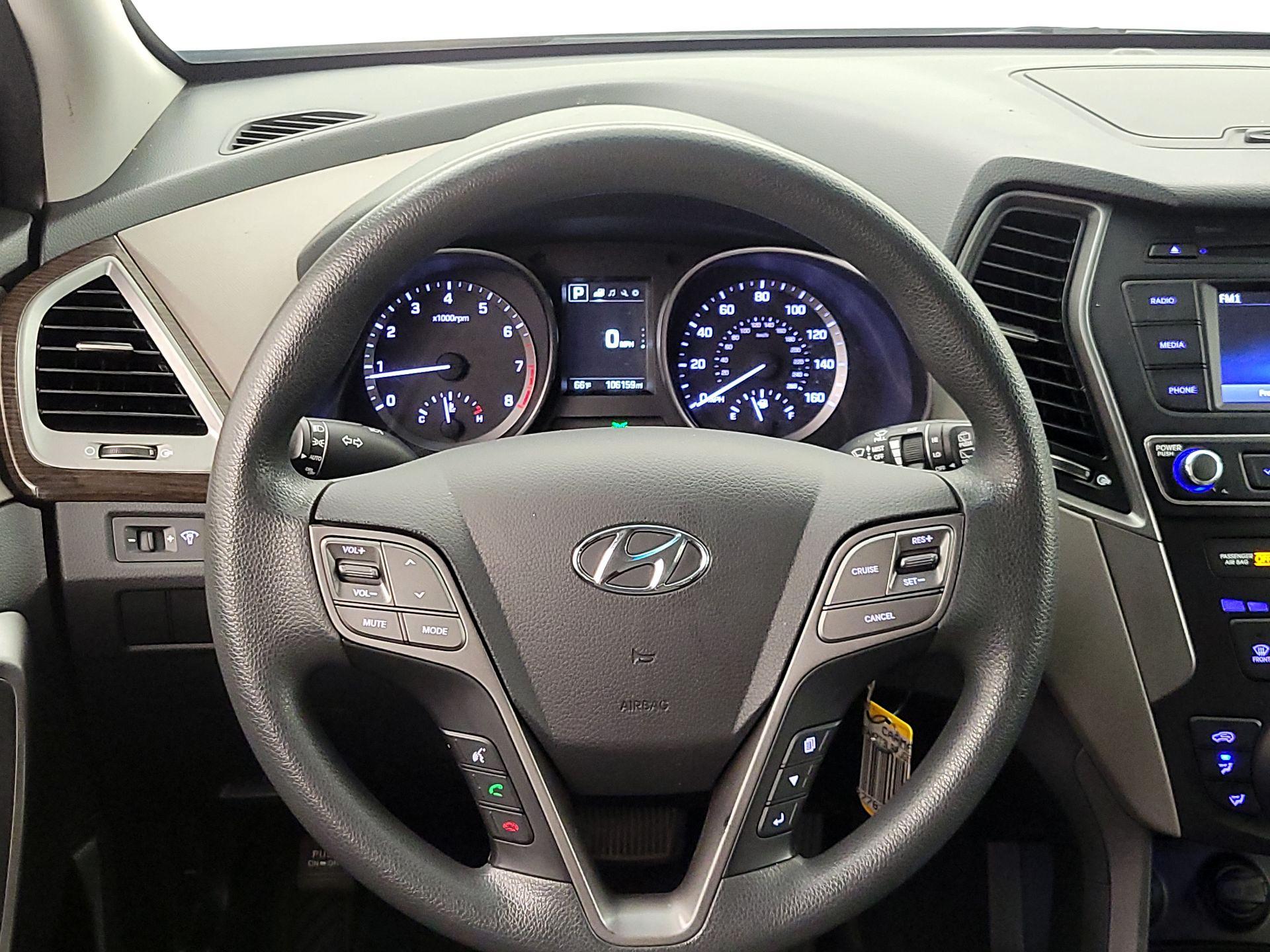 Thumbnail: 2018 Hyundai Santa Fe - 10