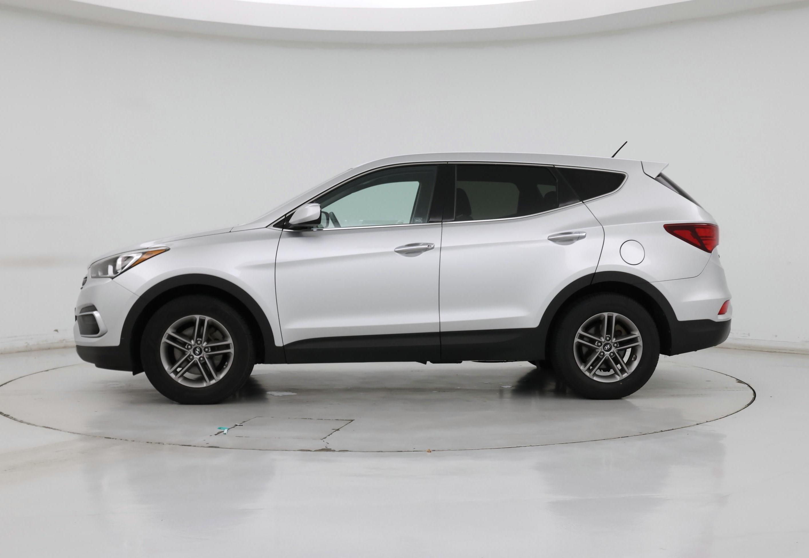 Thumbnail: 2018 Hyundai Santa Fe - 3