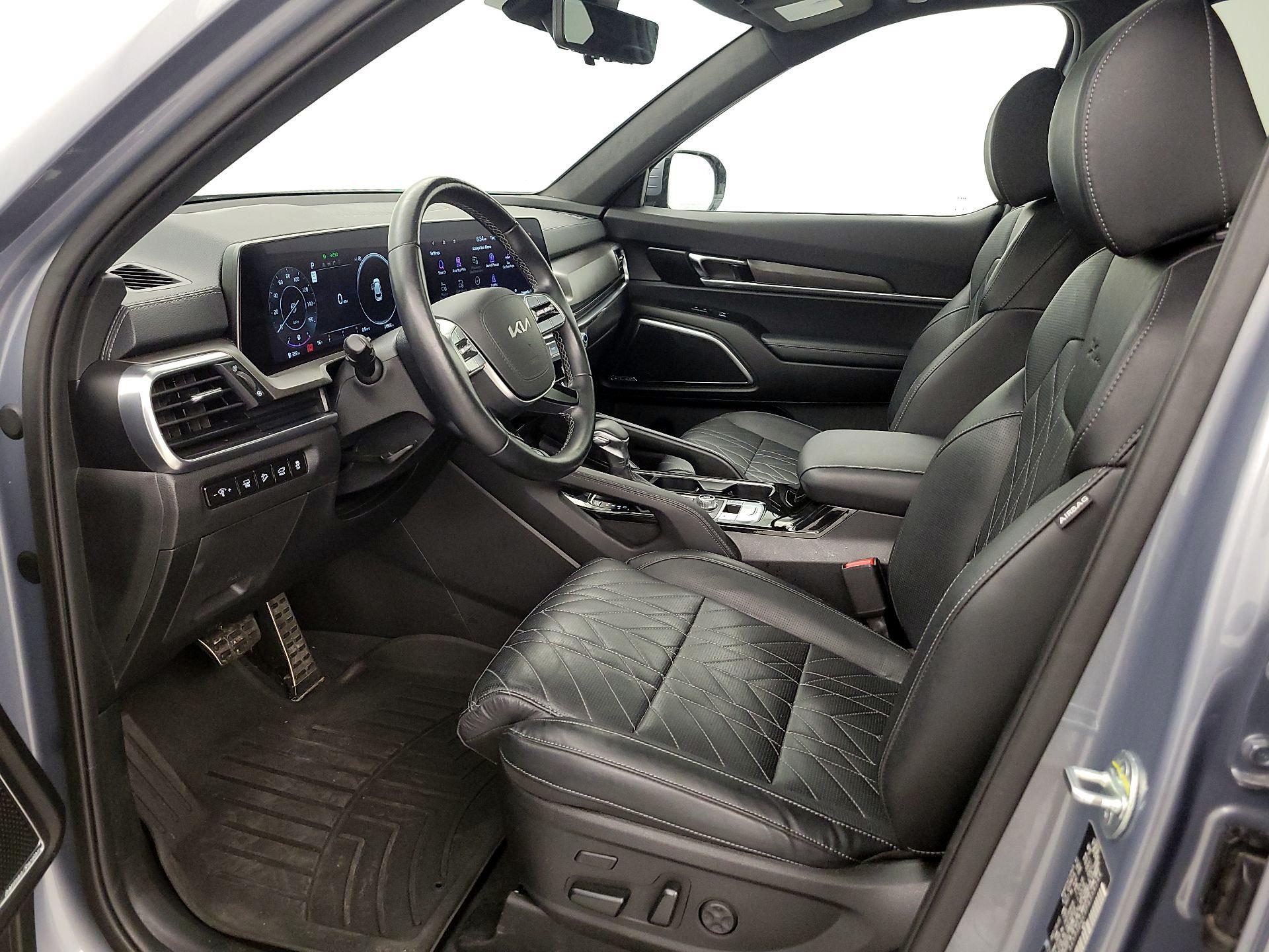 Thumbnail: 2023 Kia Telluride - 11