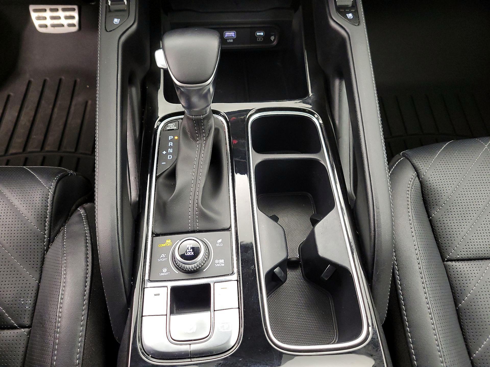 Thumbnail: 2023 Kia Telluride - 18