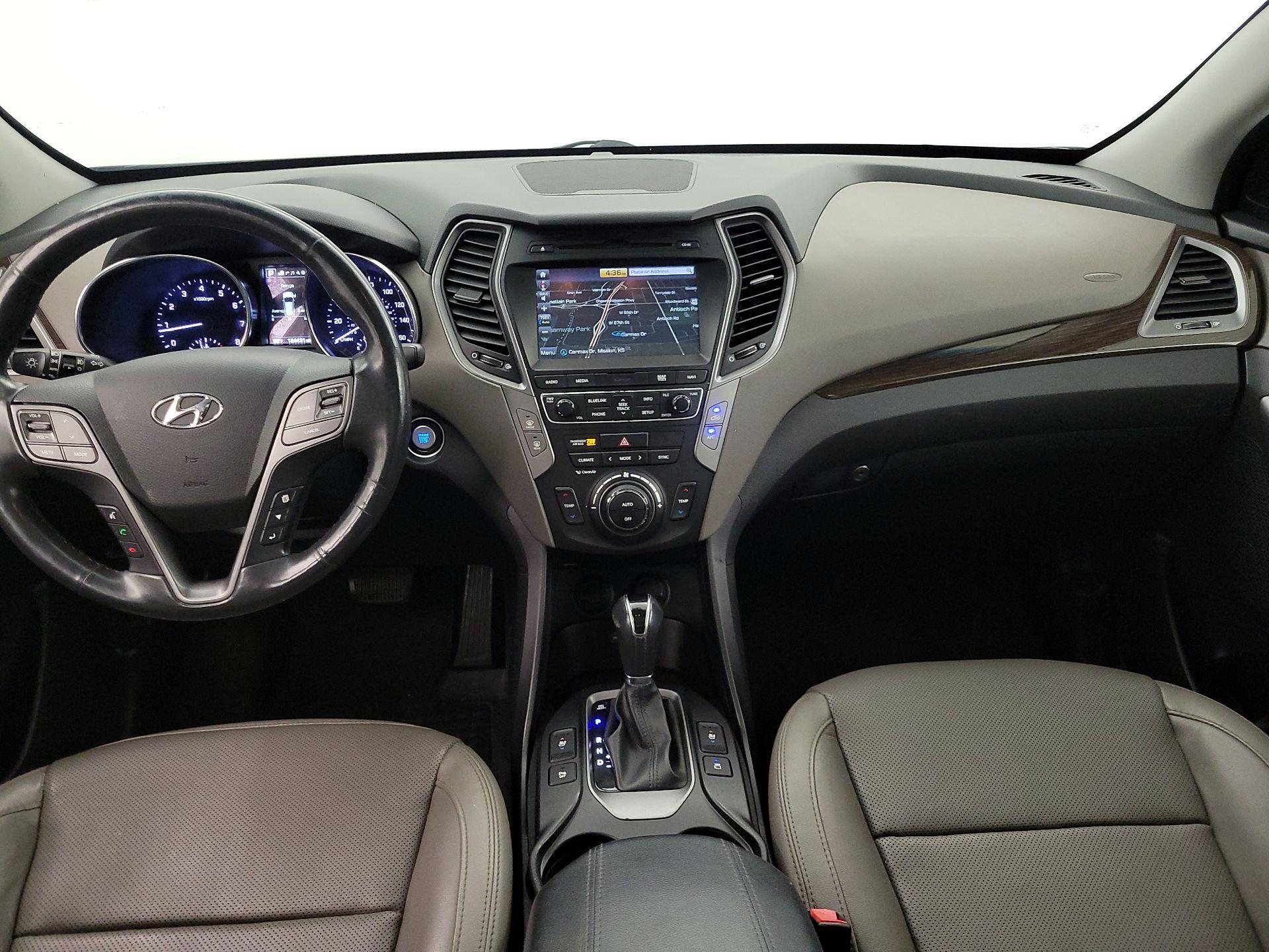 Thumbnail: 2017 Hyundai Santa Fe - 9