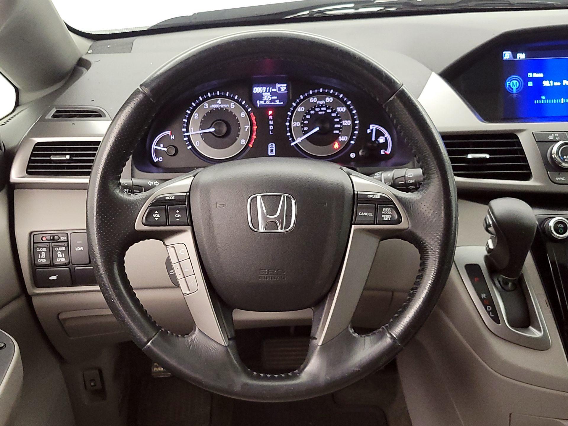 Thumbnail: 2016 Honda Odyssey - 10