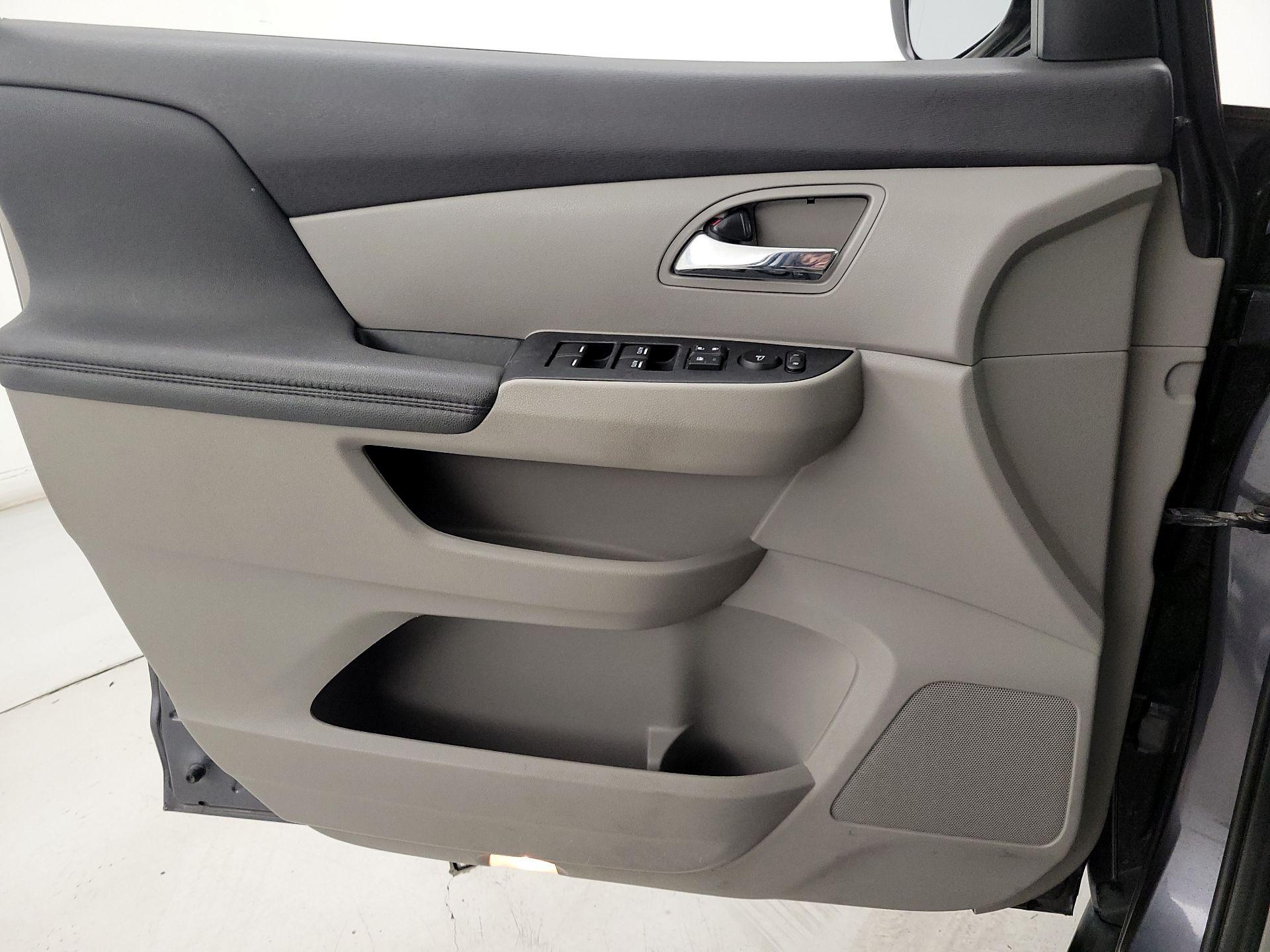 Thumbnail: 2016 Honda Odyssey - 12