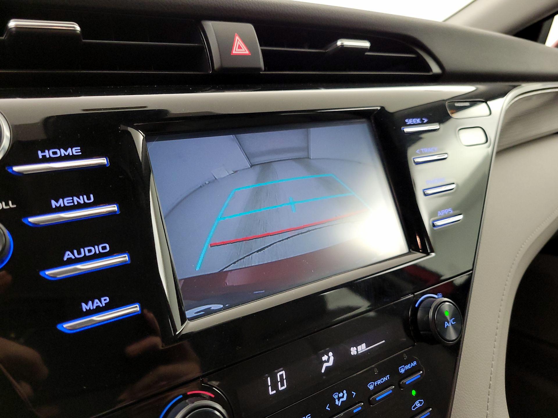 Thumbnail: 2019 Toyota Camry - 14