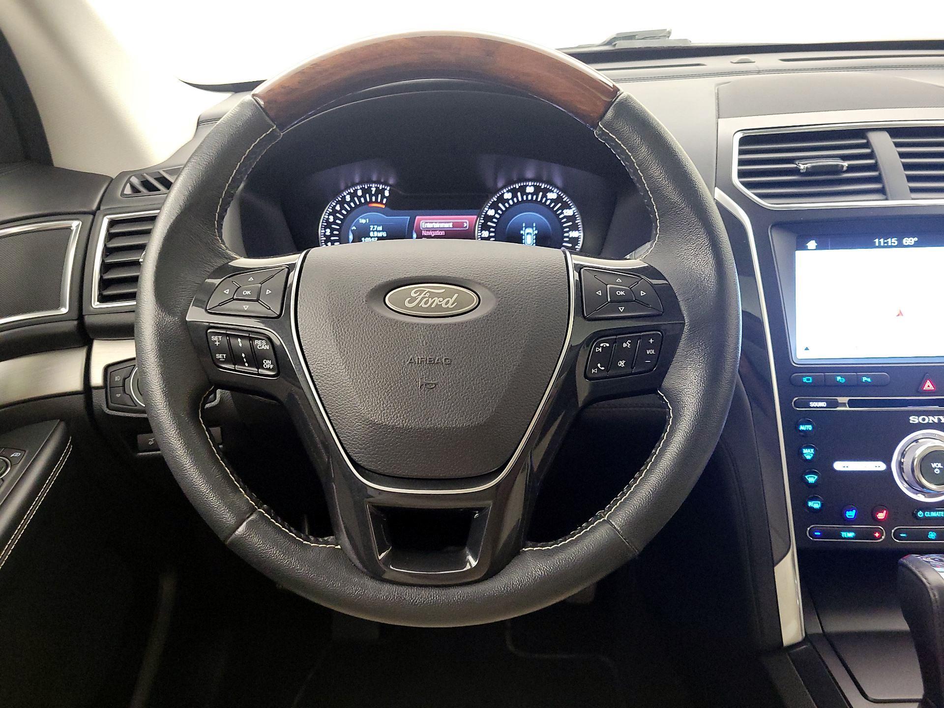 Thumbnail: 2018 Ford Explorer - 10