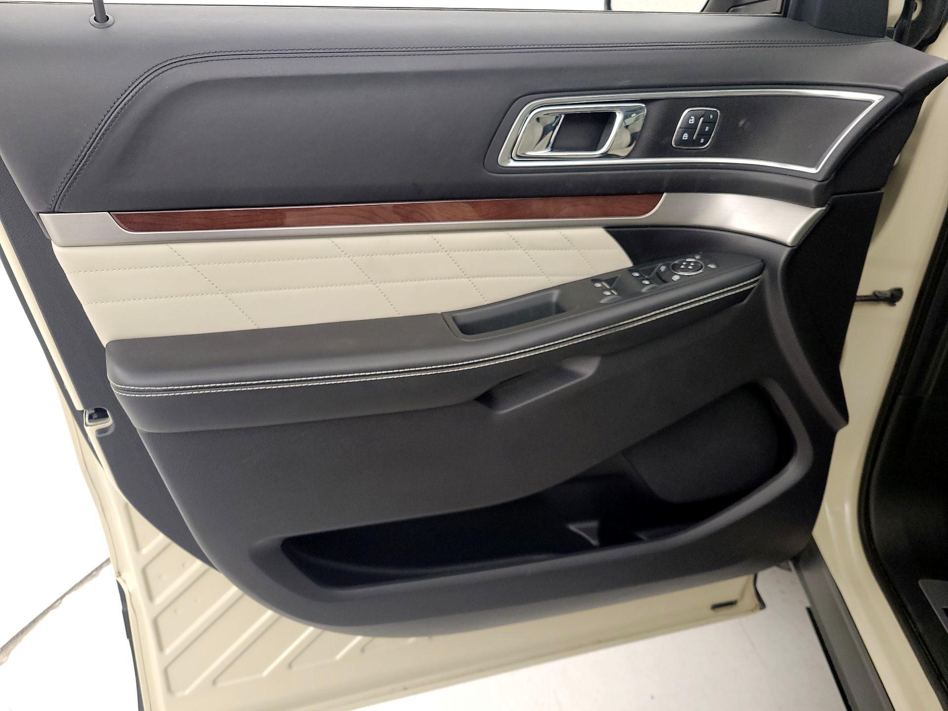 Thumbnail: 2018 Ford Explorer - 12