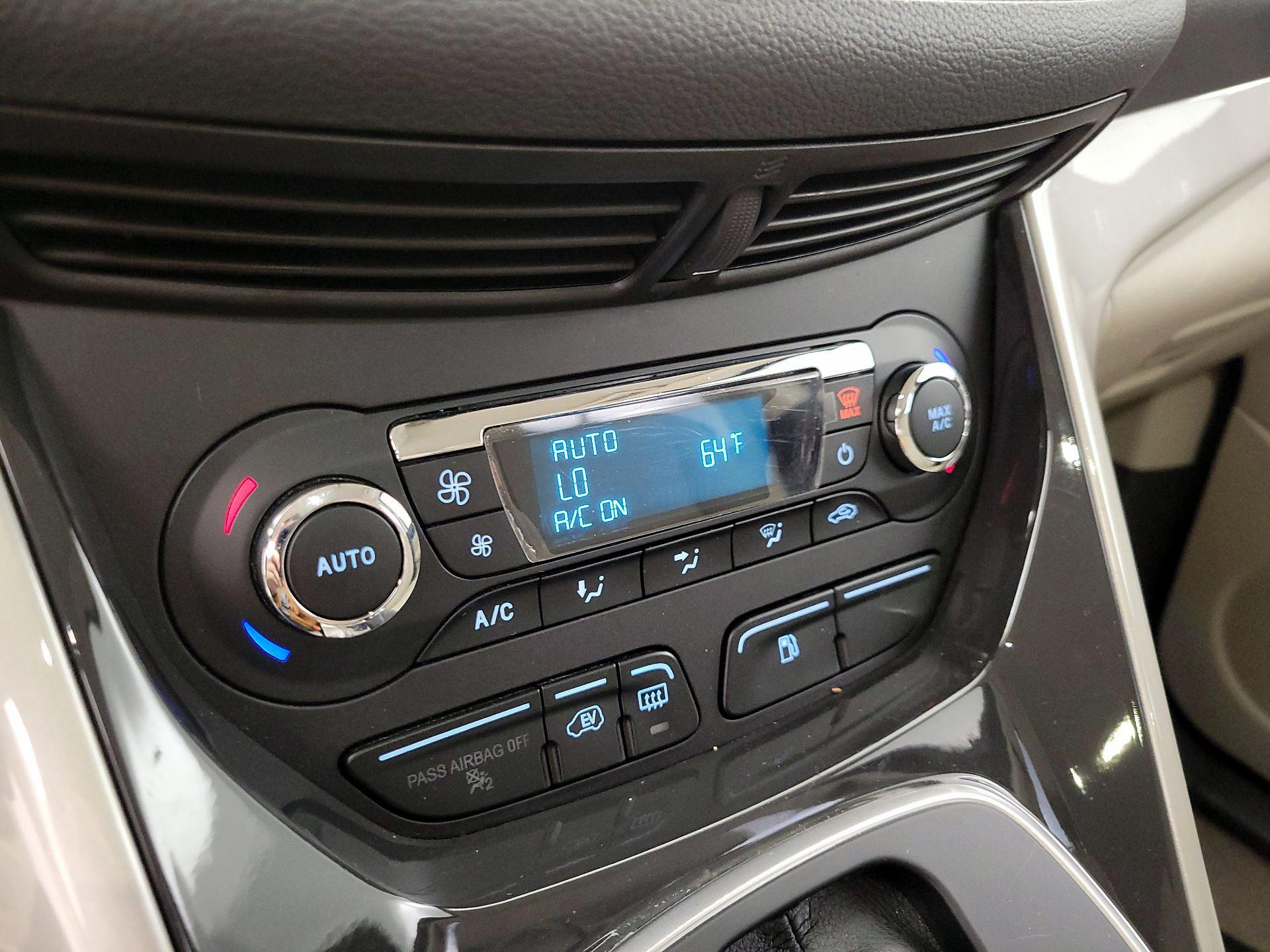 Thumbnail: 2016 Ford C-Max - 15