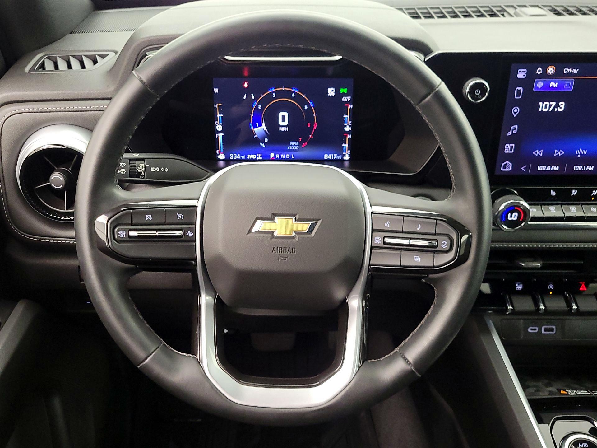 Thumbnail: 2023 Chevrolet Colorado - 10