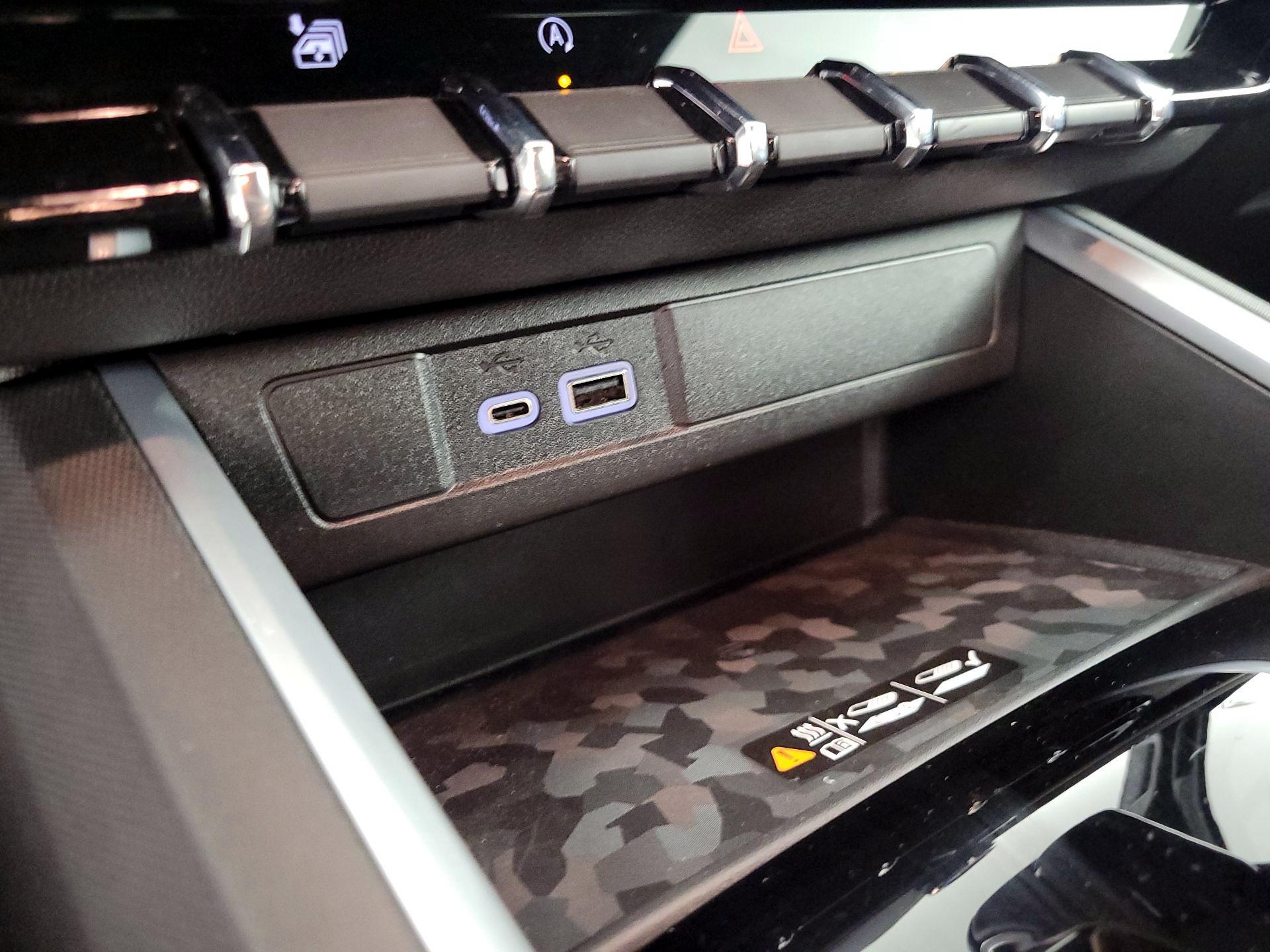 Thumbnail: 2023 Chevrolet Colorado - 17