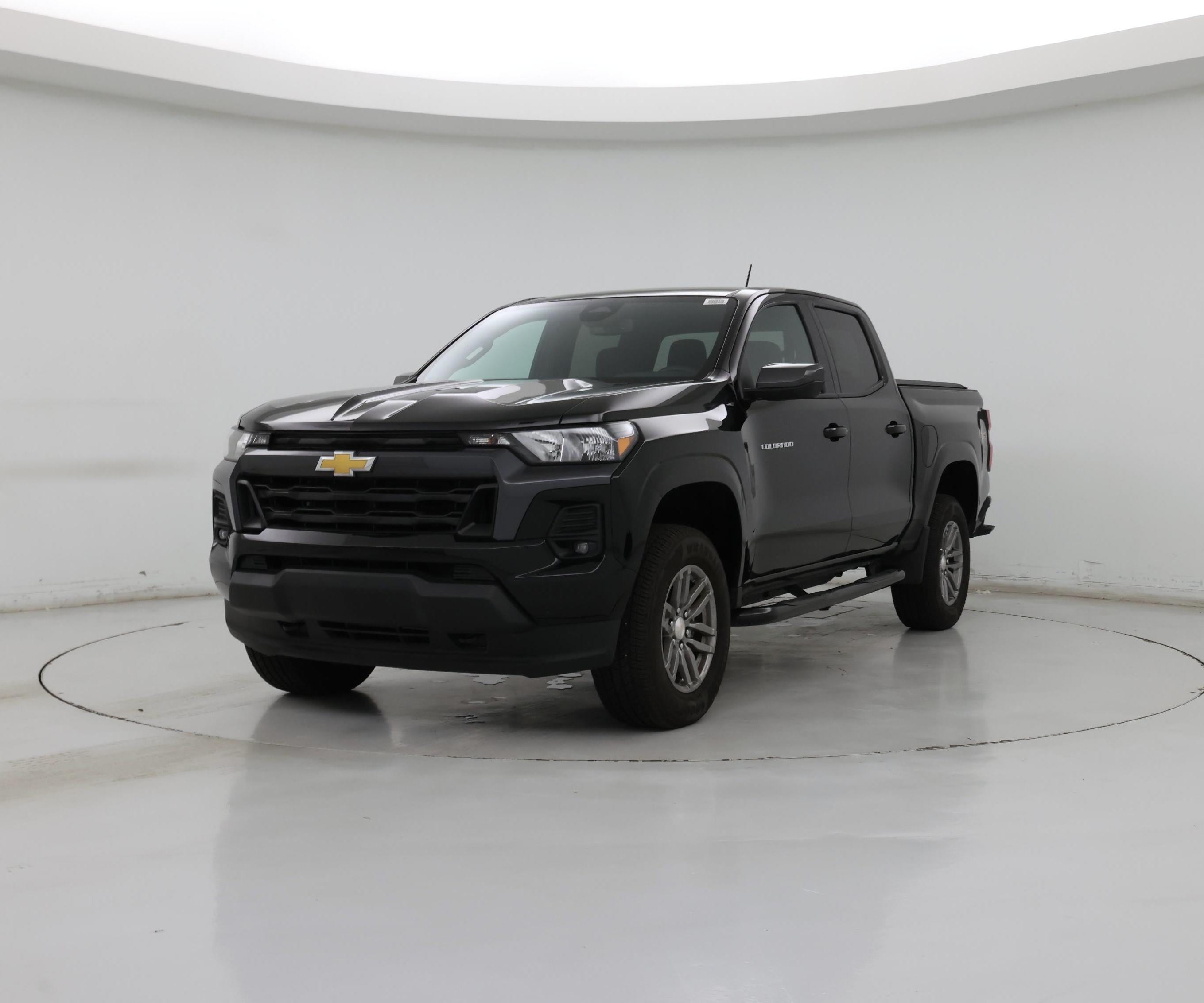 Thumbnail: 2023 Chevrolet Colorado - 4