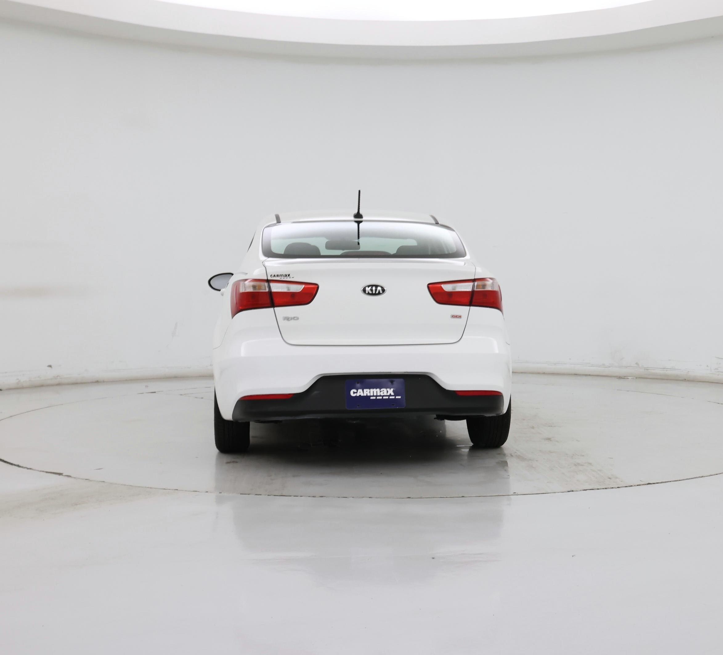 Thumbnail: 2016 Kia Rio - 6