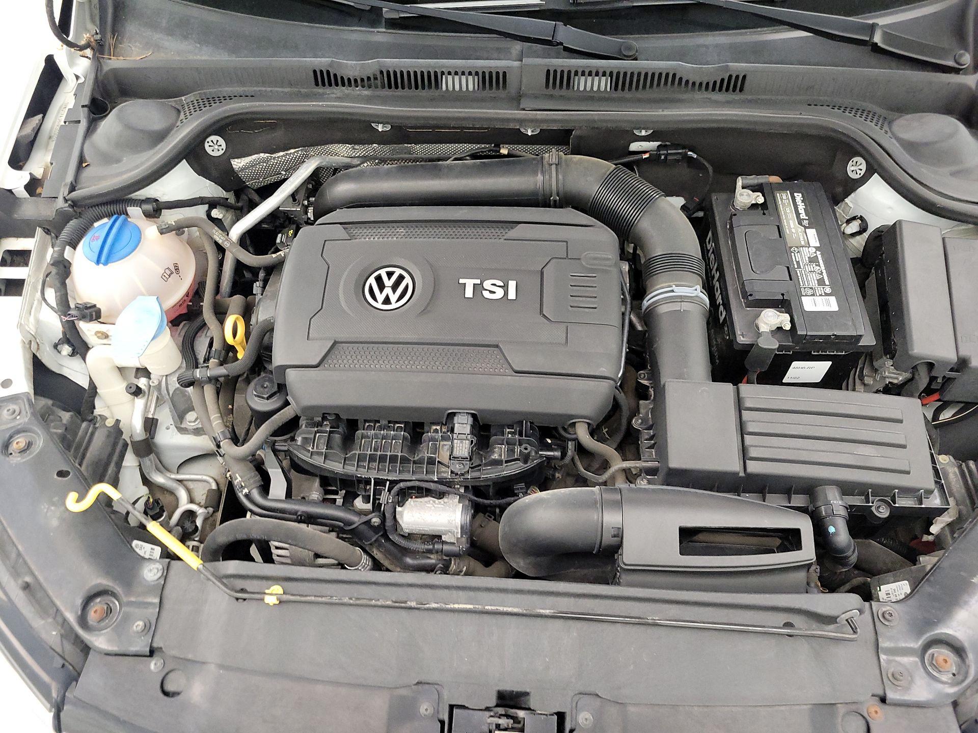 Thumbnail: 2017 Volkswagen Jetta - 20