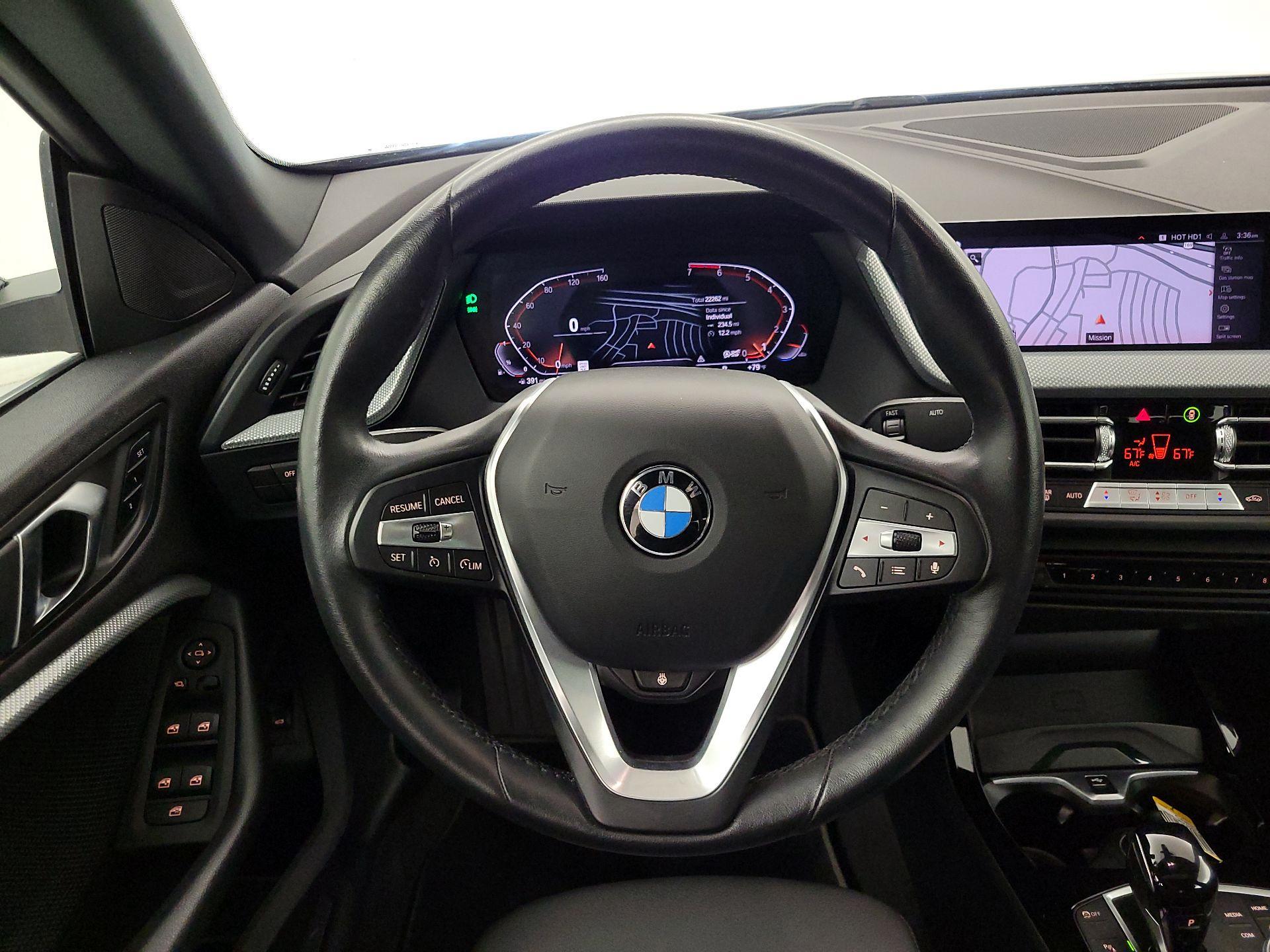 Thumbnail: 2024 BMW 2 Series - 10