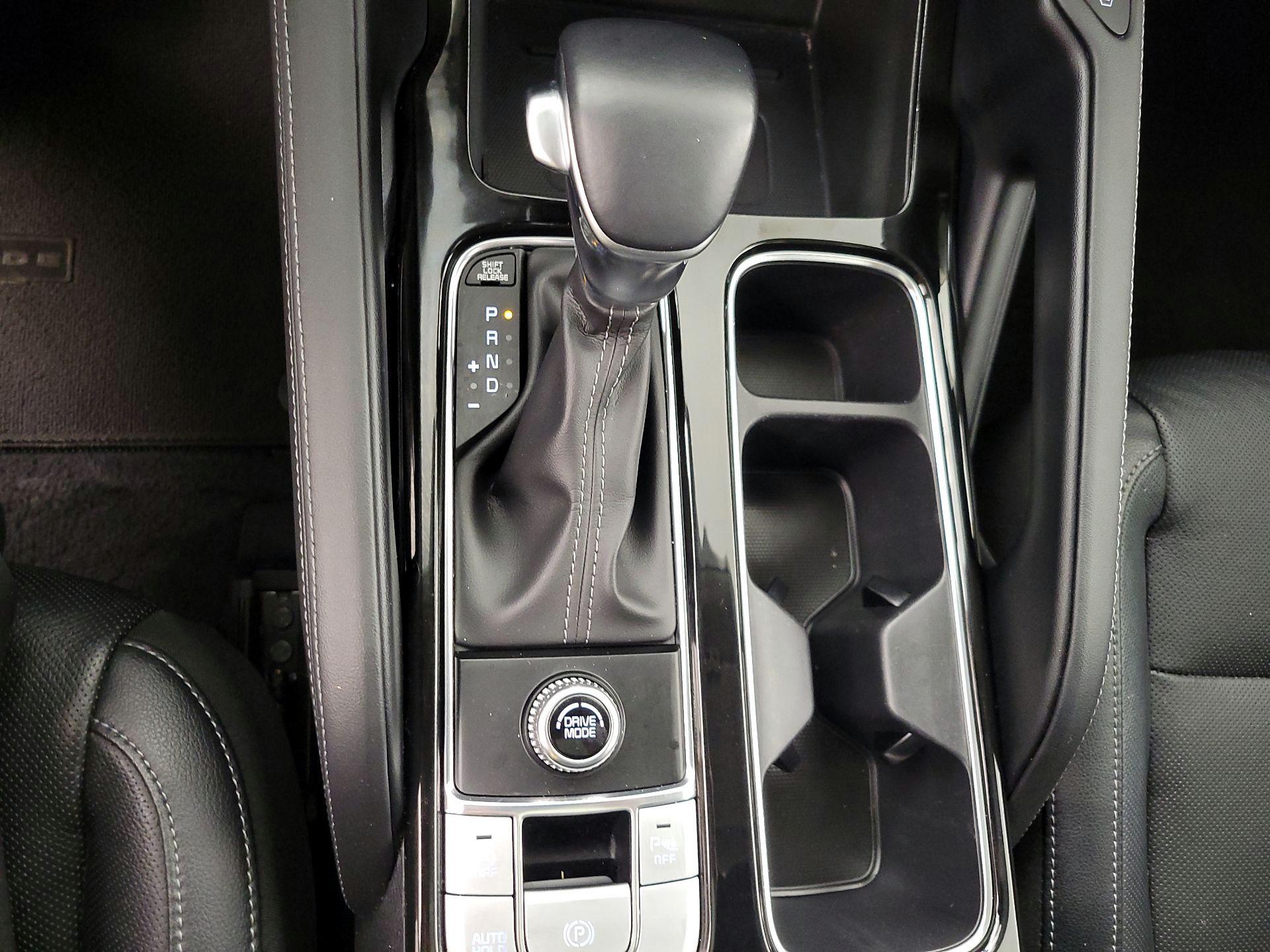 Thumbnail: 2022 Kia Telluride - 18