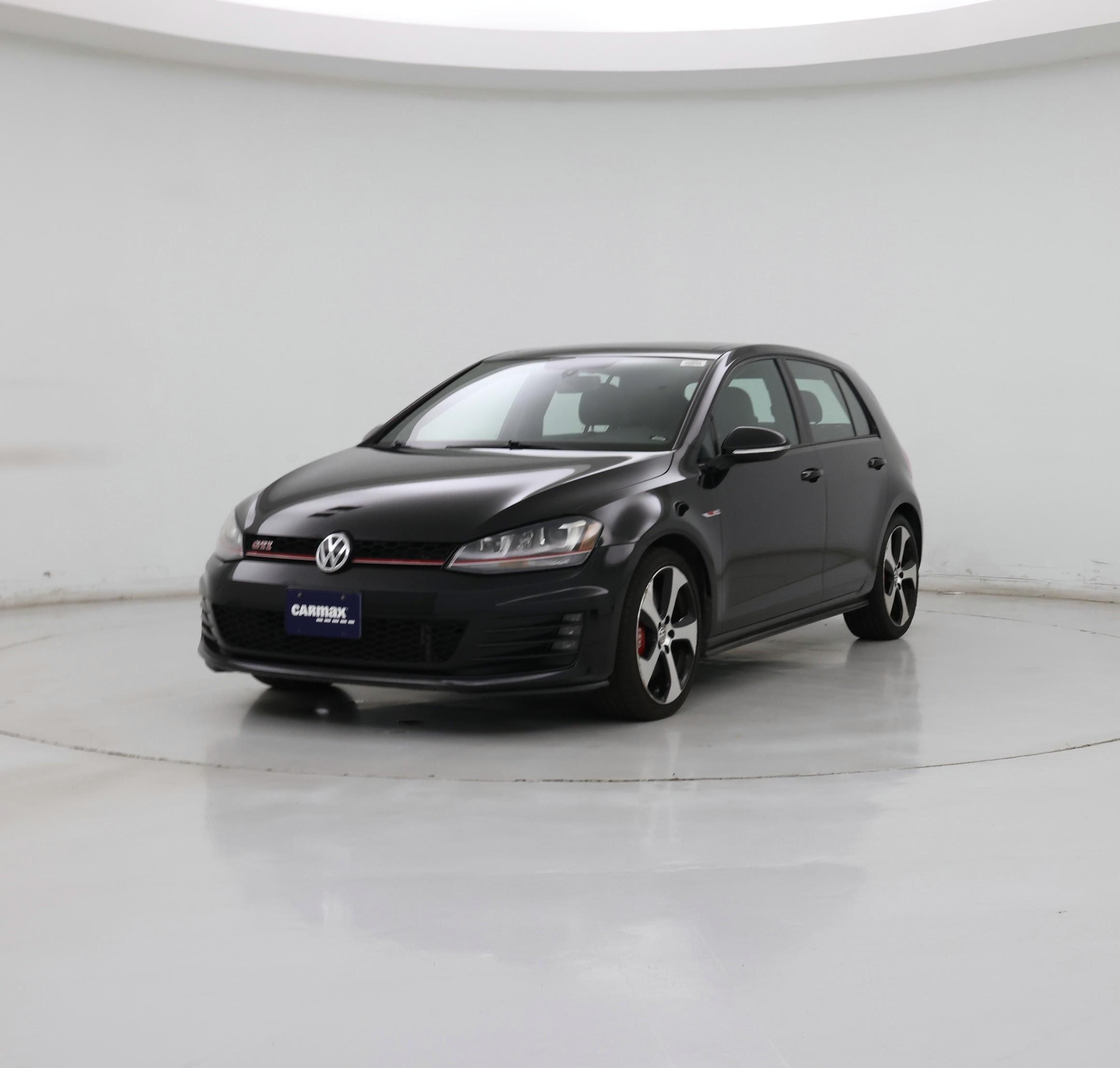 Thumbnail: 2016 Volkswagen Golf - 4