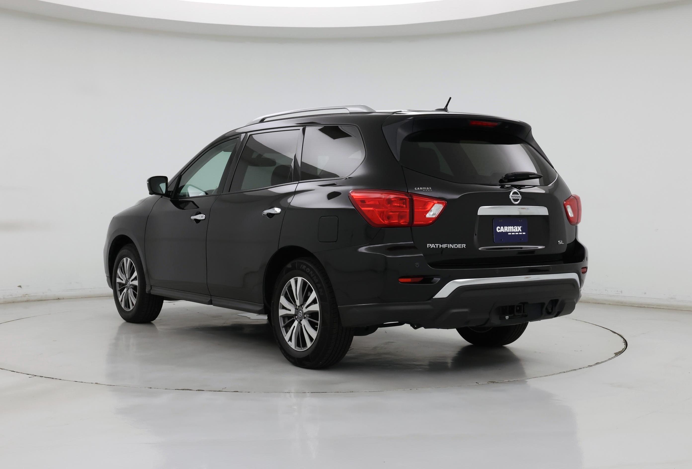 Thumbnail: 2018 Nissan Pathfinder - 2