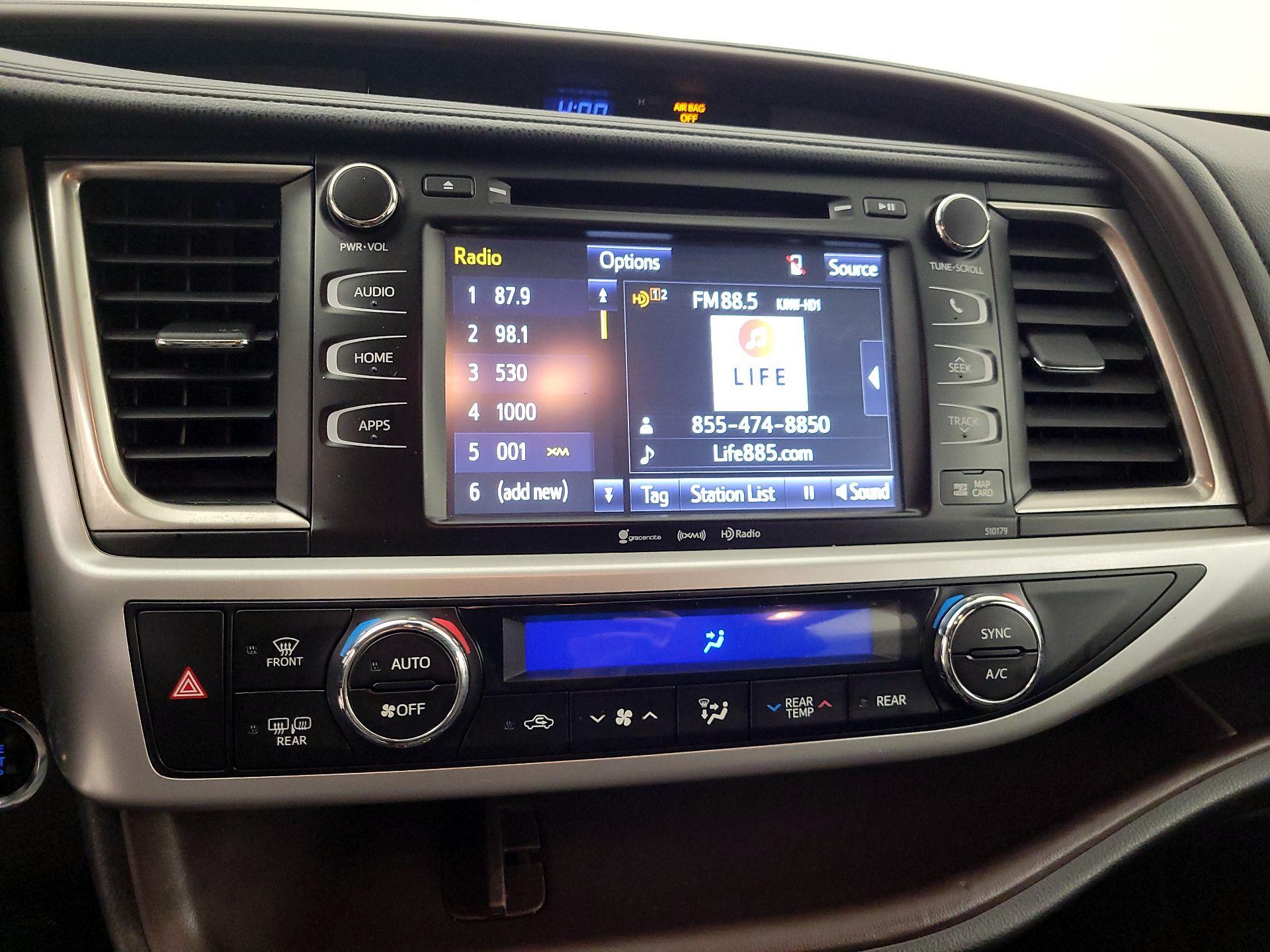 Thumbnail: 2017 Toyota Highlander - 15