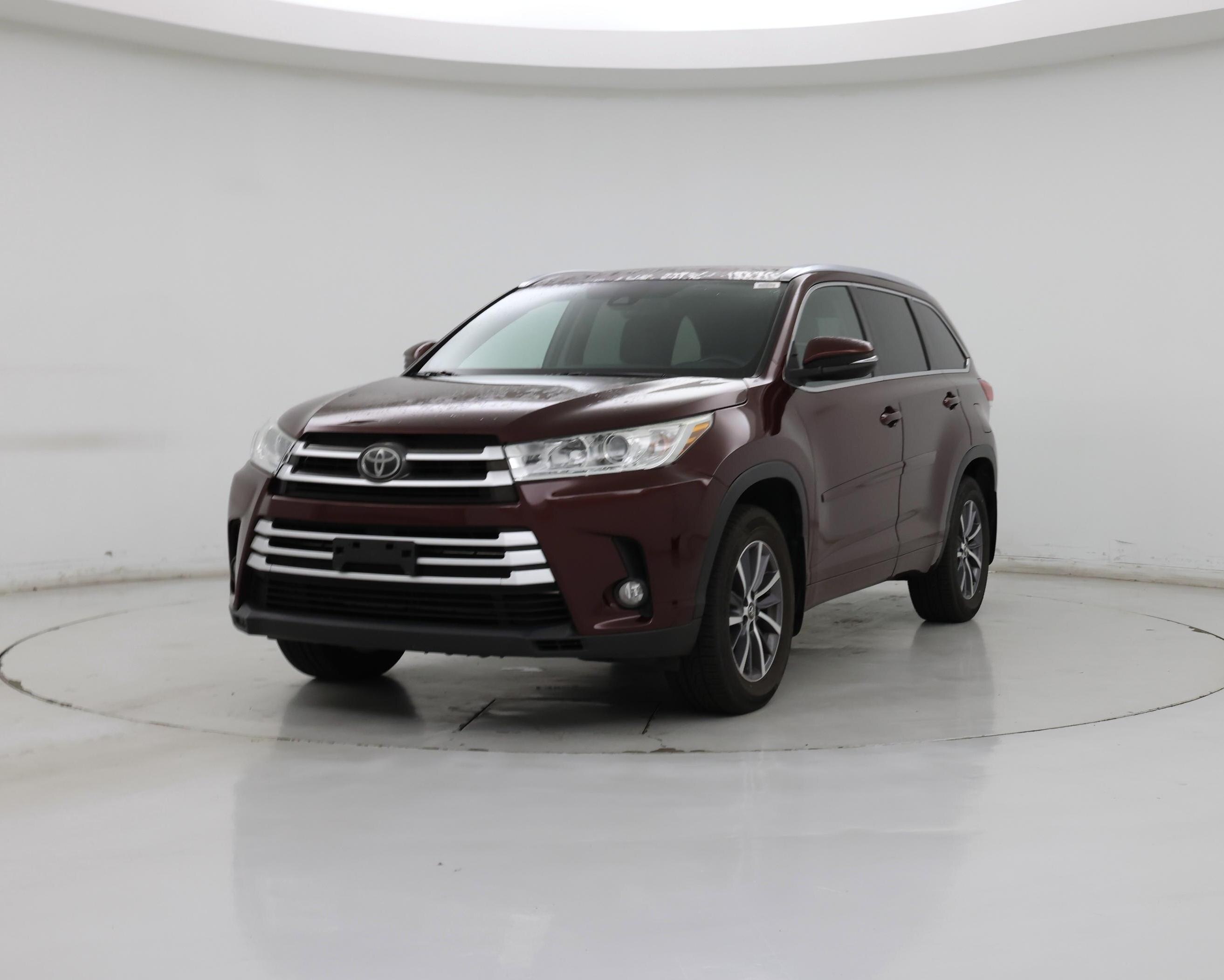 Thumbnail: 2017 Toyota Highlander - 4