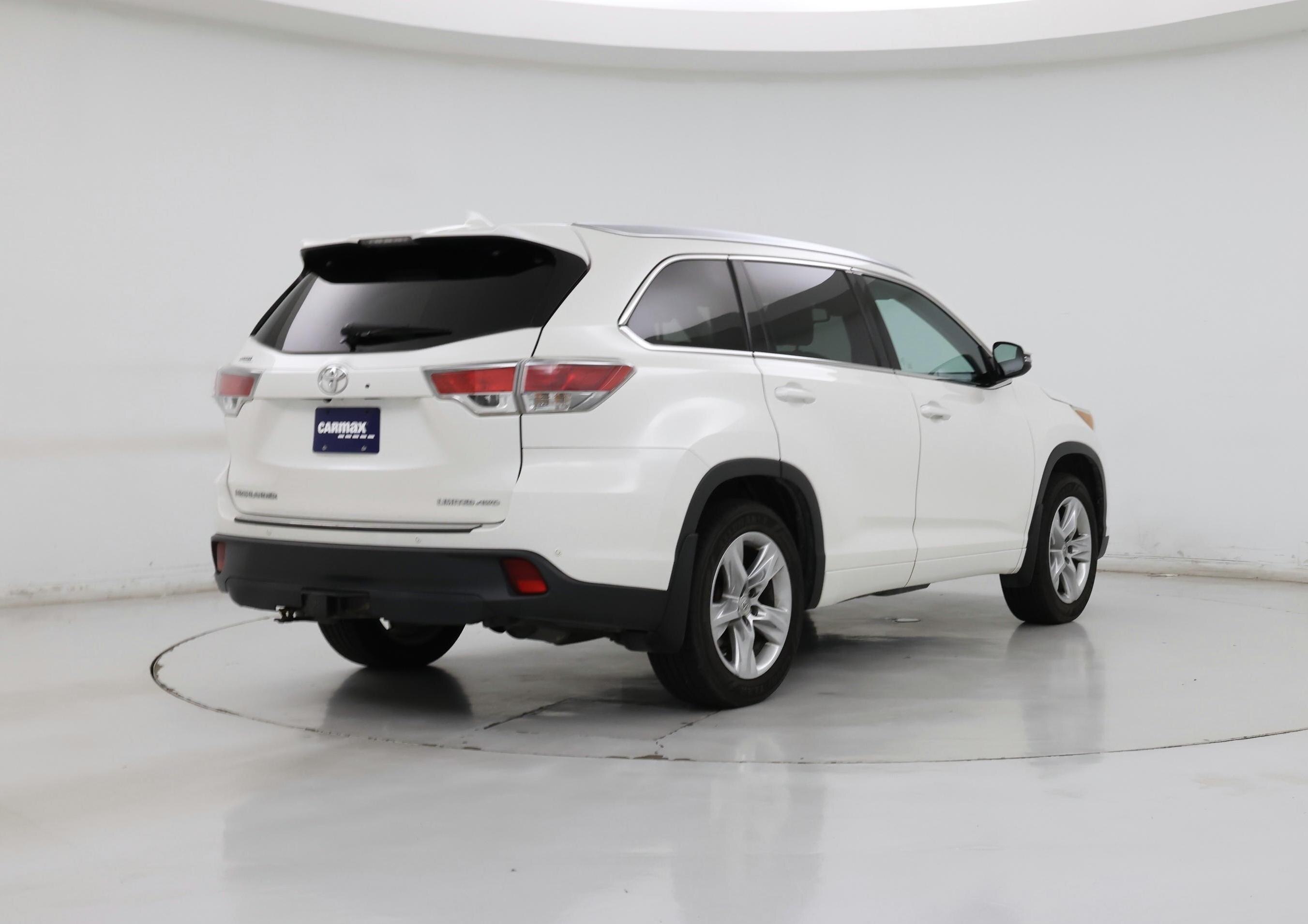 Thumbnail: 2014 Toyota Highlander - 8