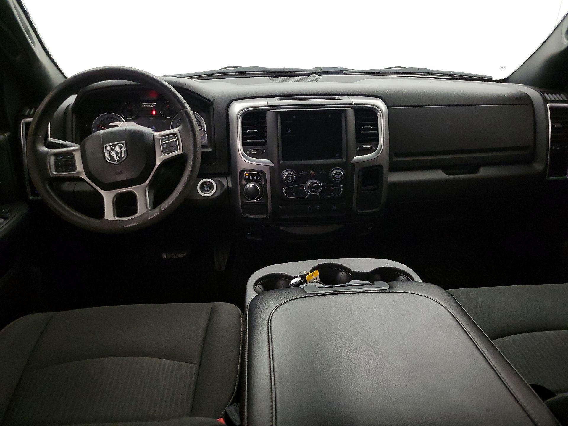 Thumbnail: 2022 RAM 1500 Classic - 9