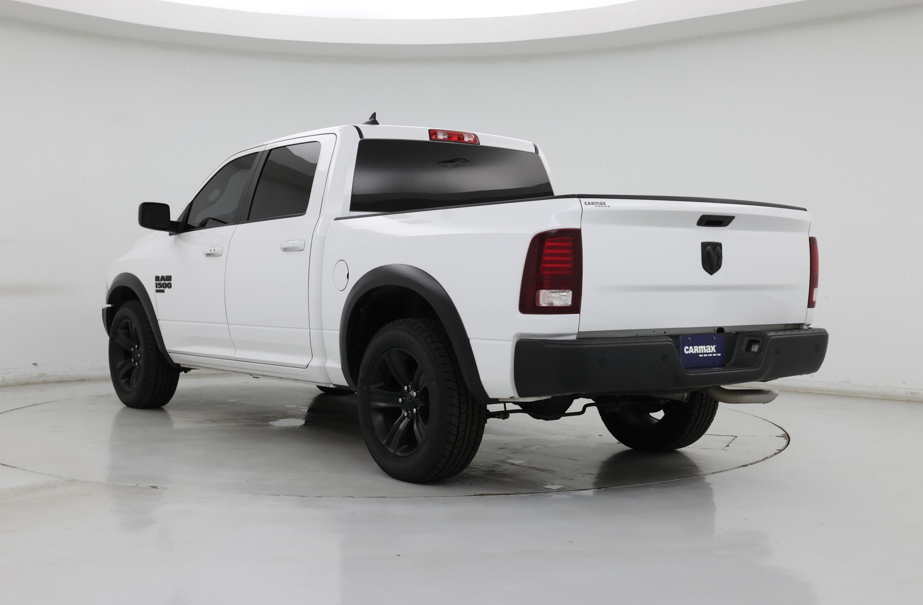 Thumbnail: 2022 RAM 1500 Classic - 2