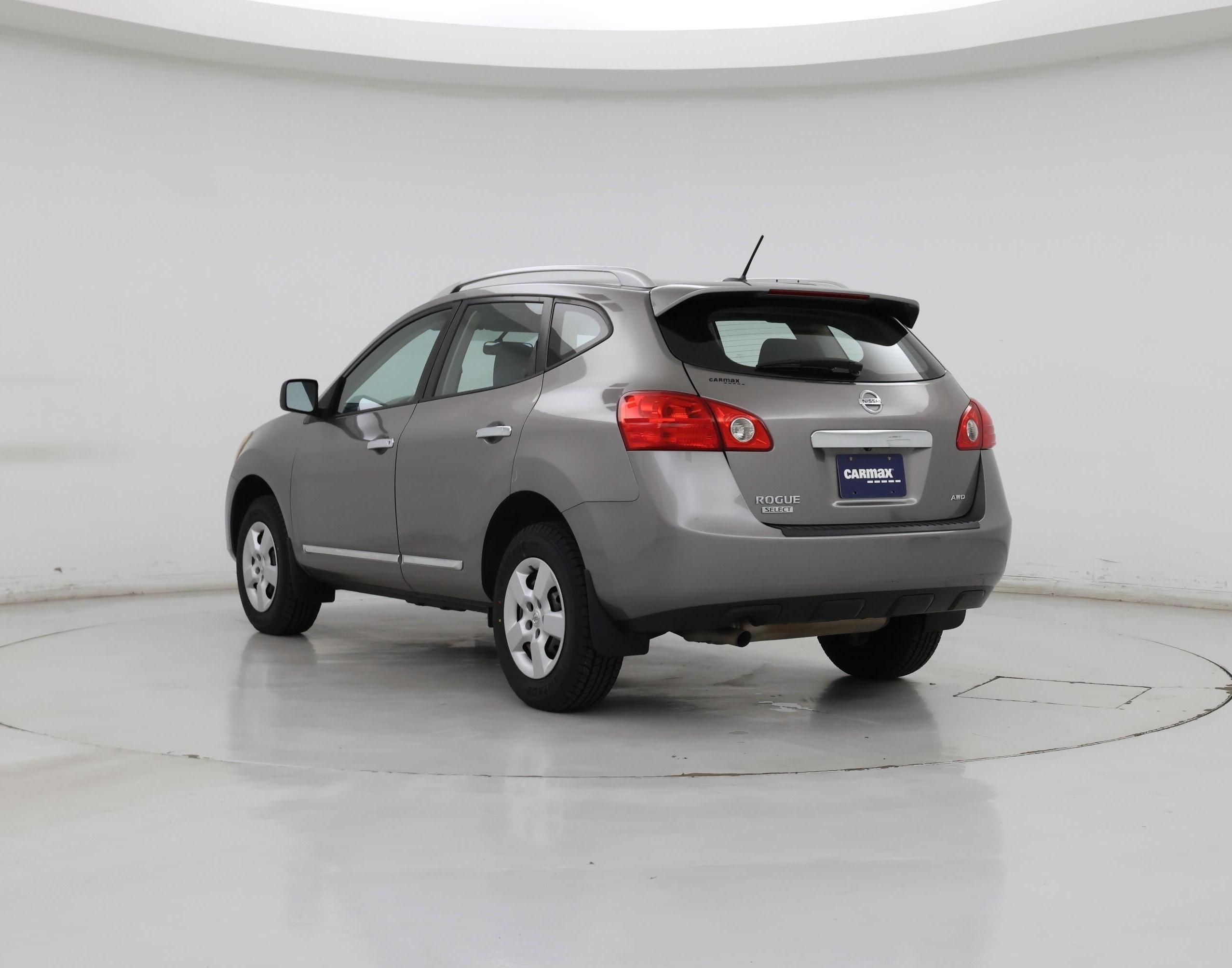 Thumbnail: 2015 Nissan Rogue - 2