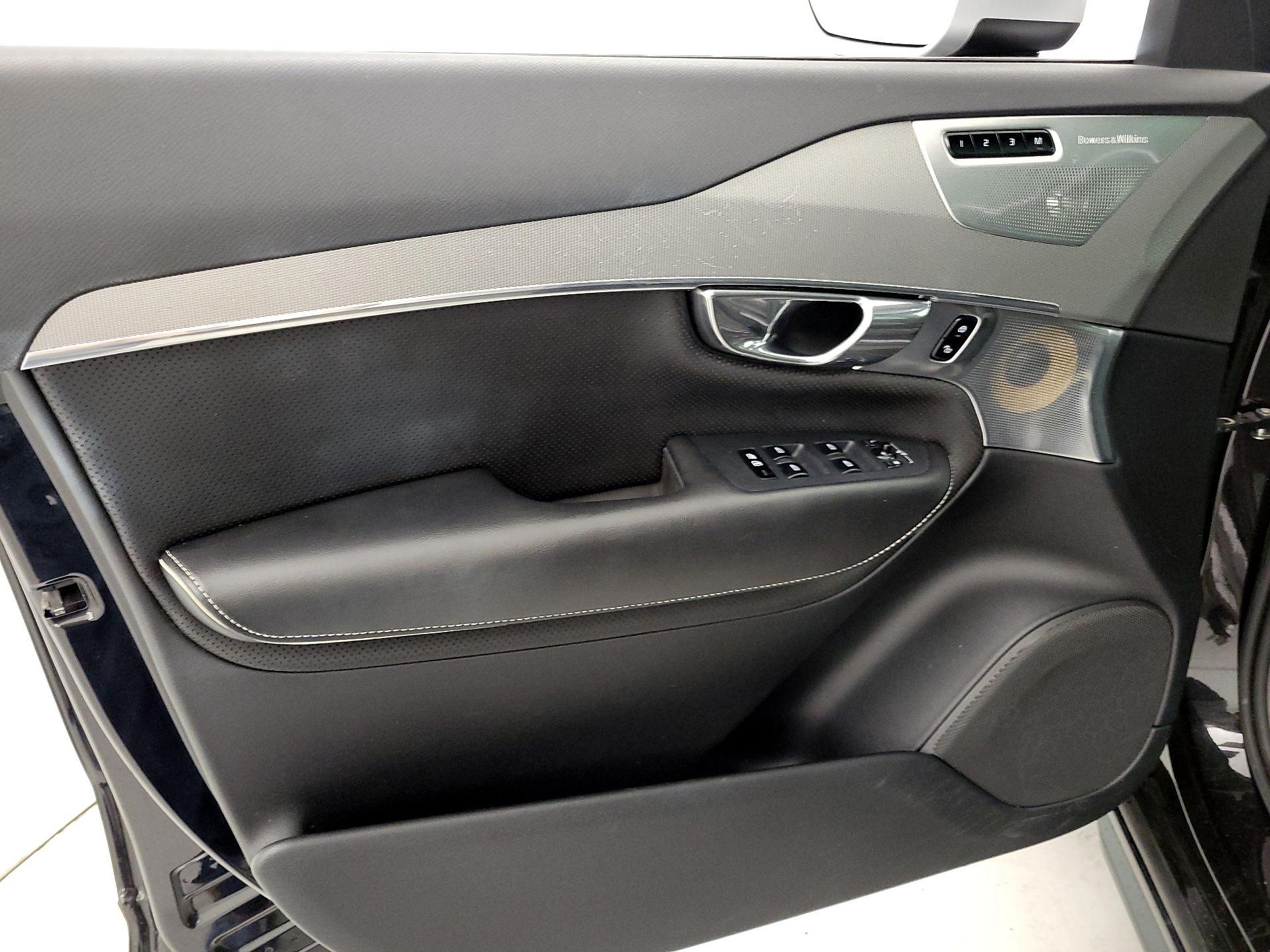 Thumbnail: 2016 Volvo XC90 - 12