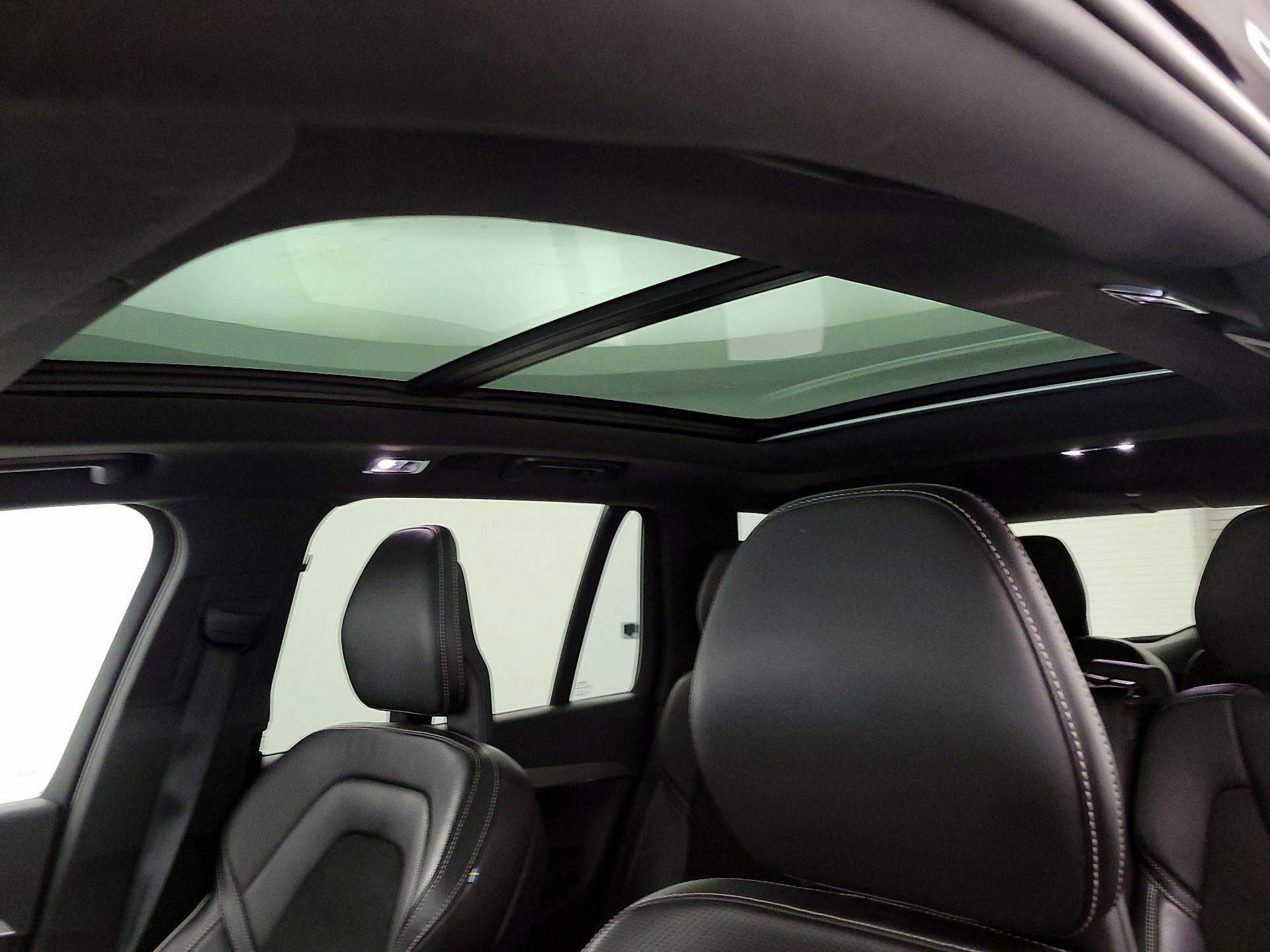 Thumbnail: 2016 Volvo XC90 - 20