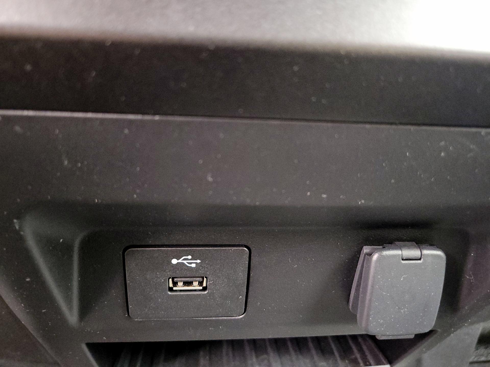 Thumbnail: 2021 Ford F-250 - 18