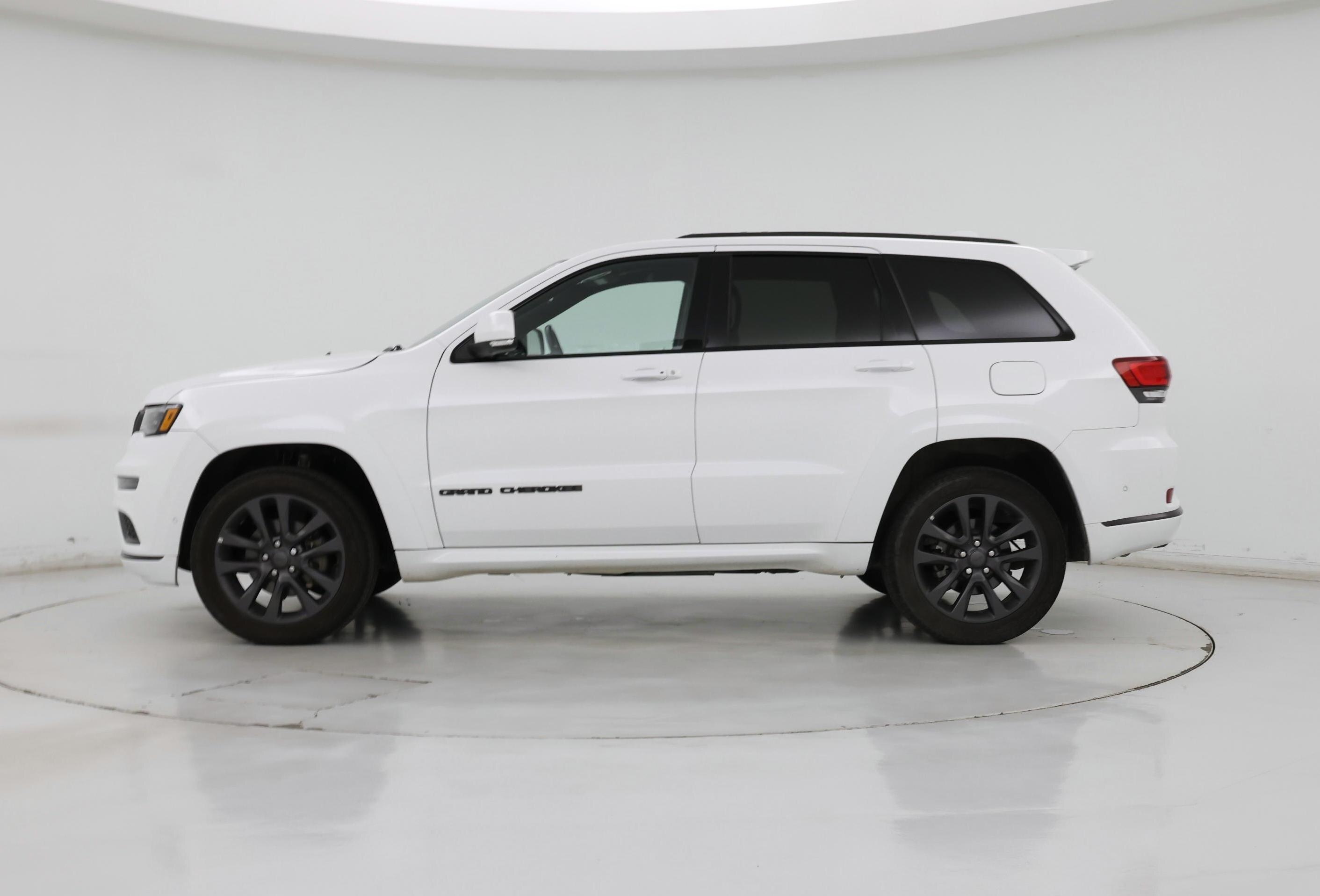 Thumbnail: 2019 Jeep Grand Cherokee - 3