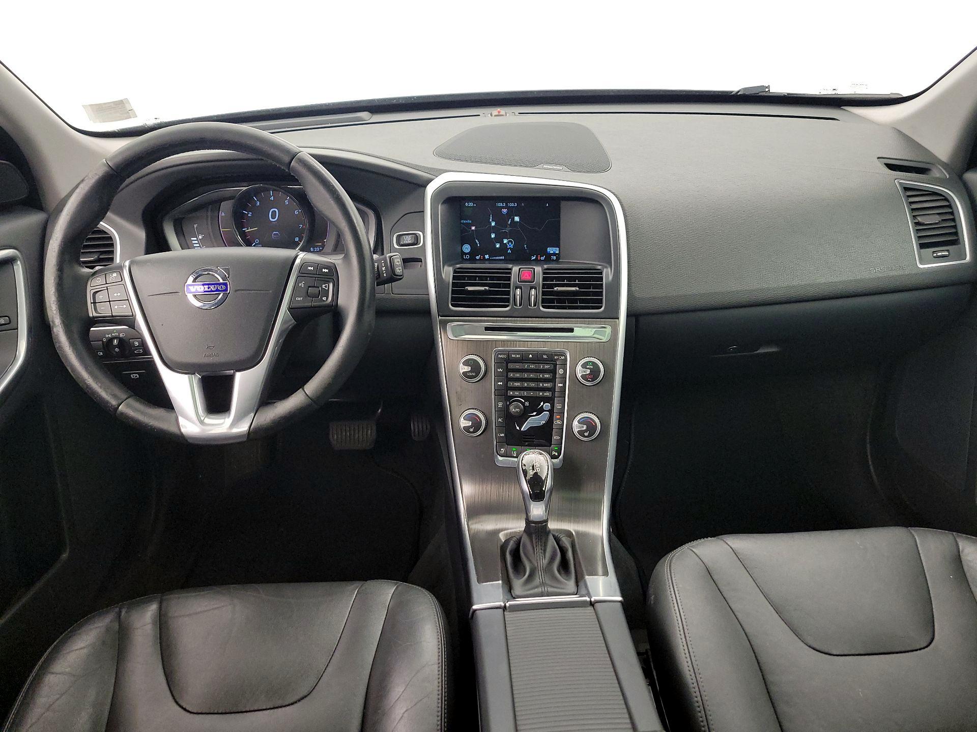 Thumbnail: 2016 Volvo XC60 - 9