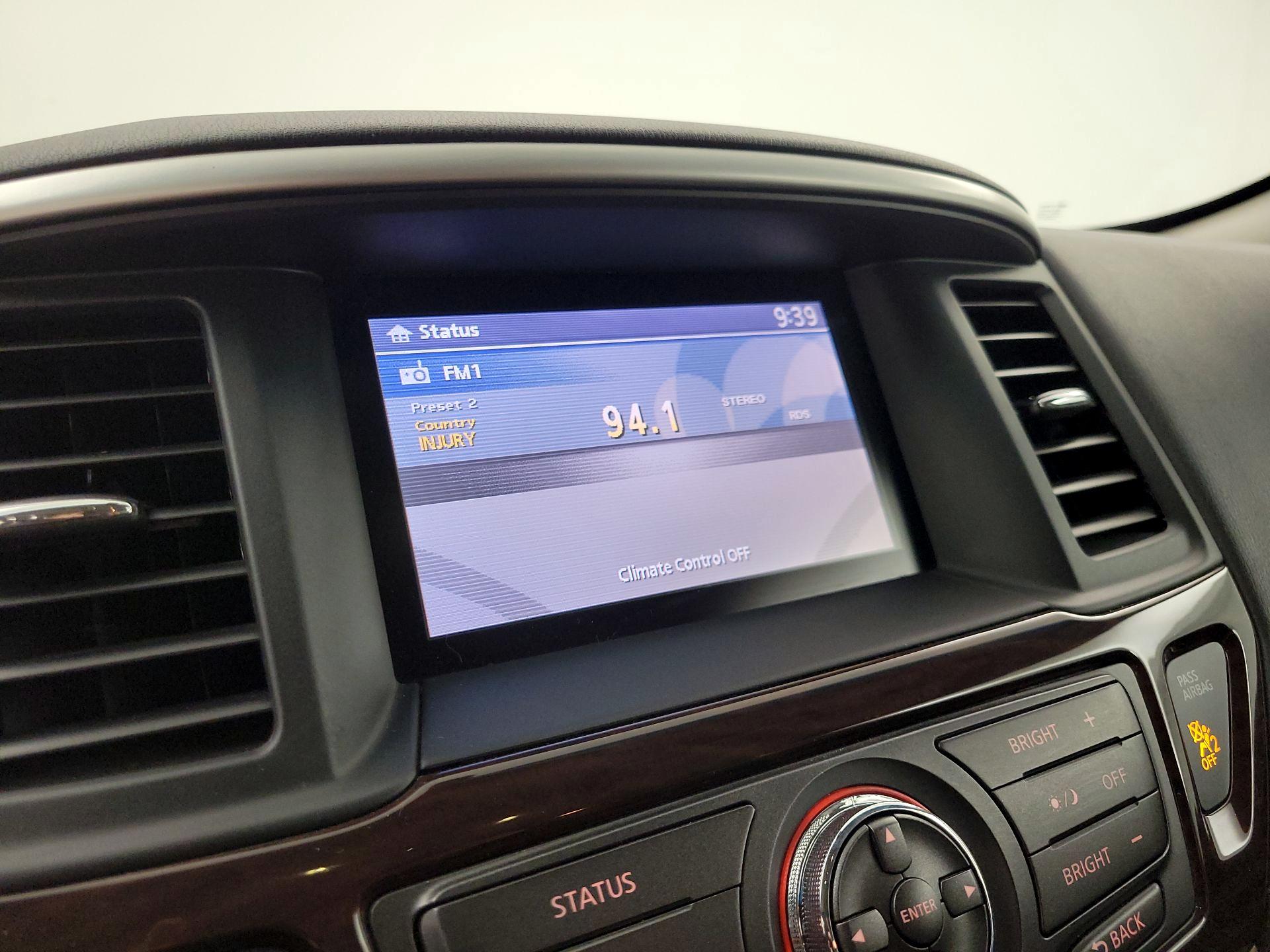Thumbnail: 2015 Nissan Pathfinder - 15