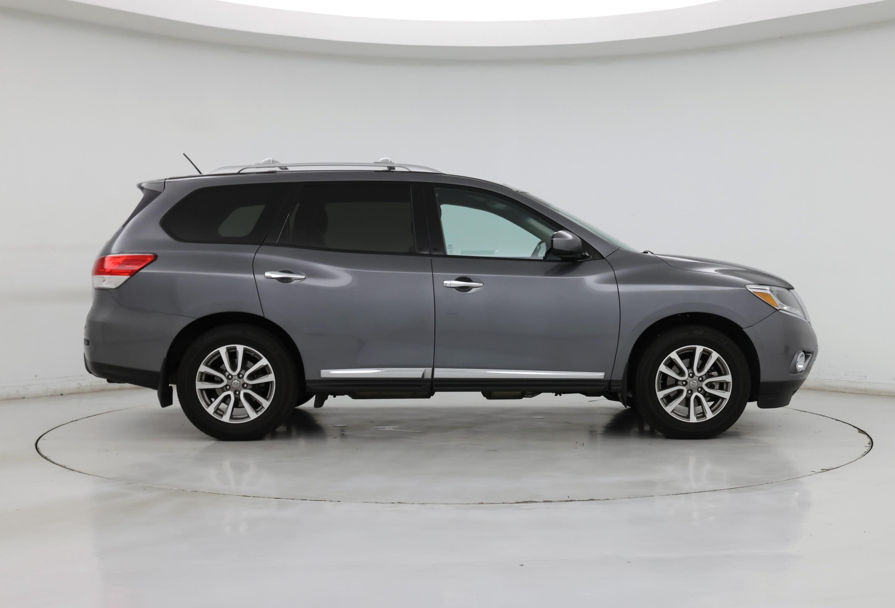 Thumbnail: 2015 Nissan Pathfinder - 7