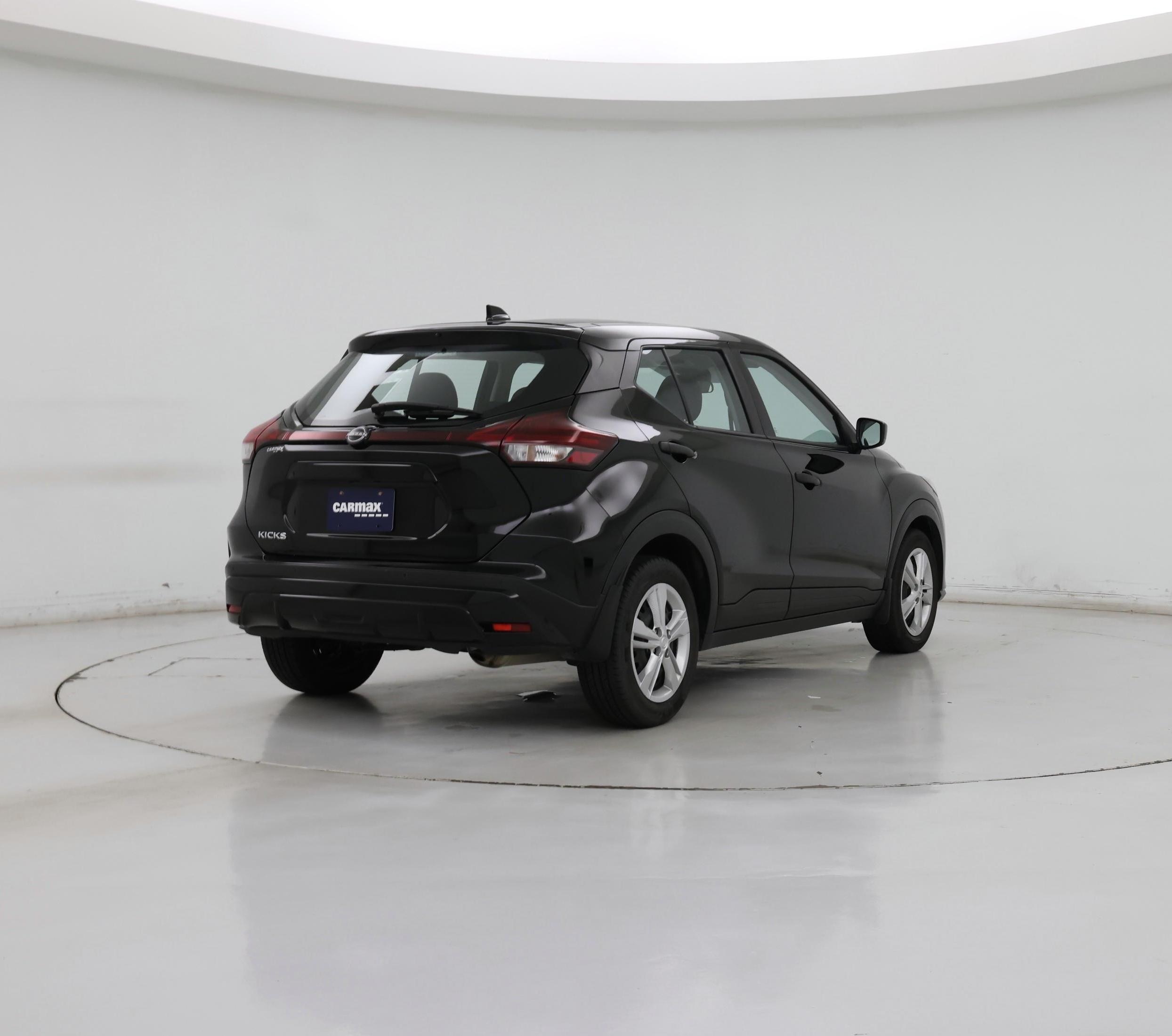 Thumbnail: 2023 Nissan Kicks - 8