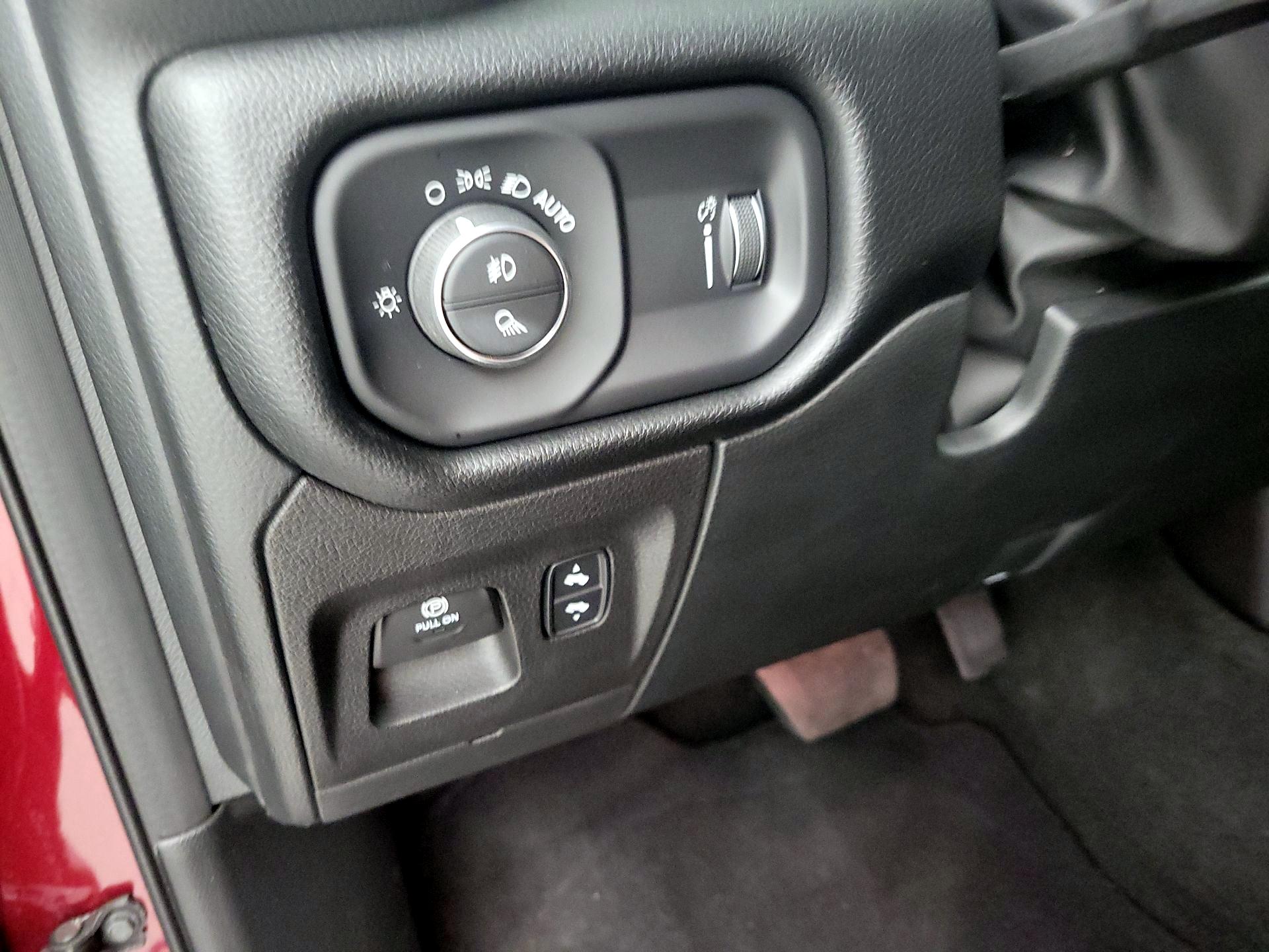 Thumbnail: 2022 RAM 1500 - 13
