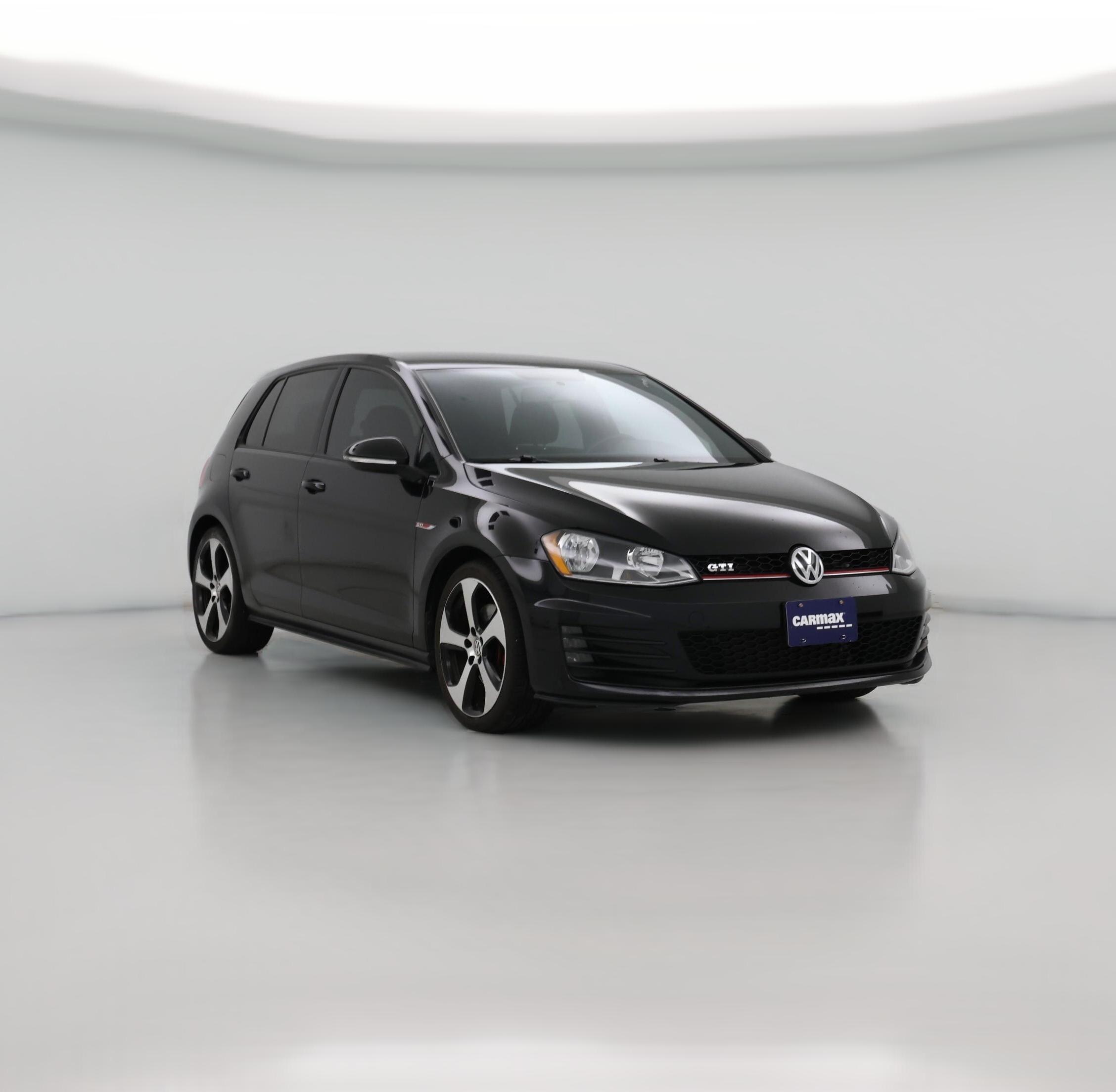 Thumbnail: 2016 Volkswagen Golf - 1