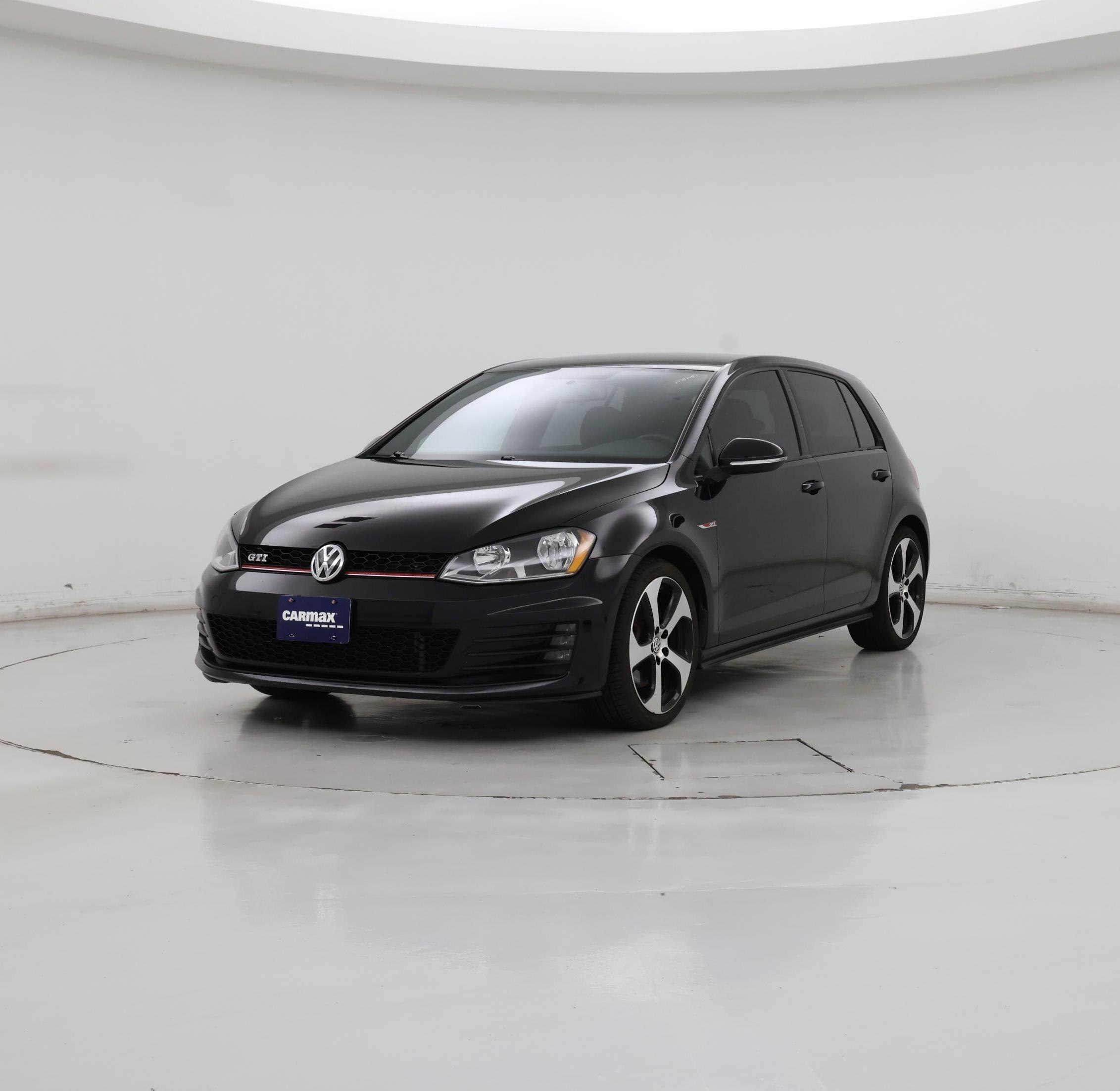 Thumbnail: 2016 Volkswagen Golf - 4