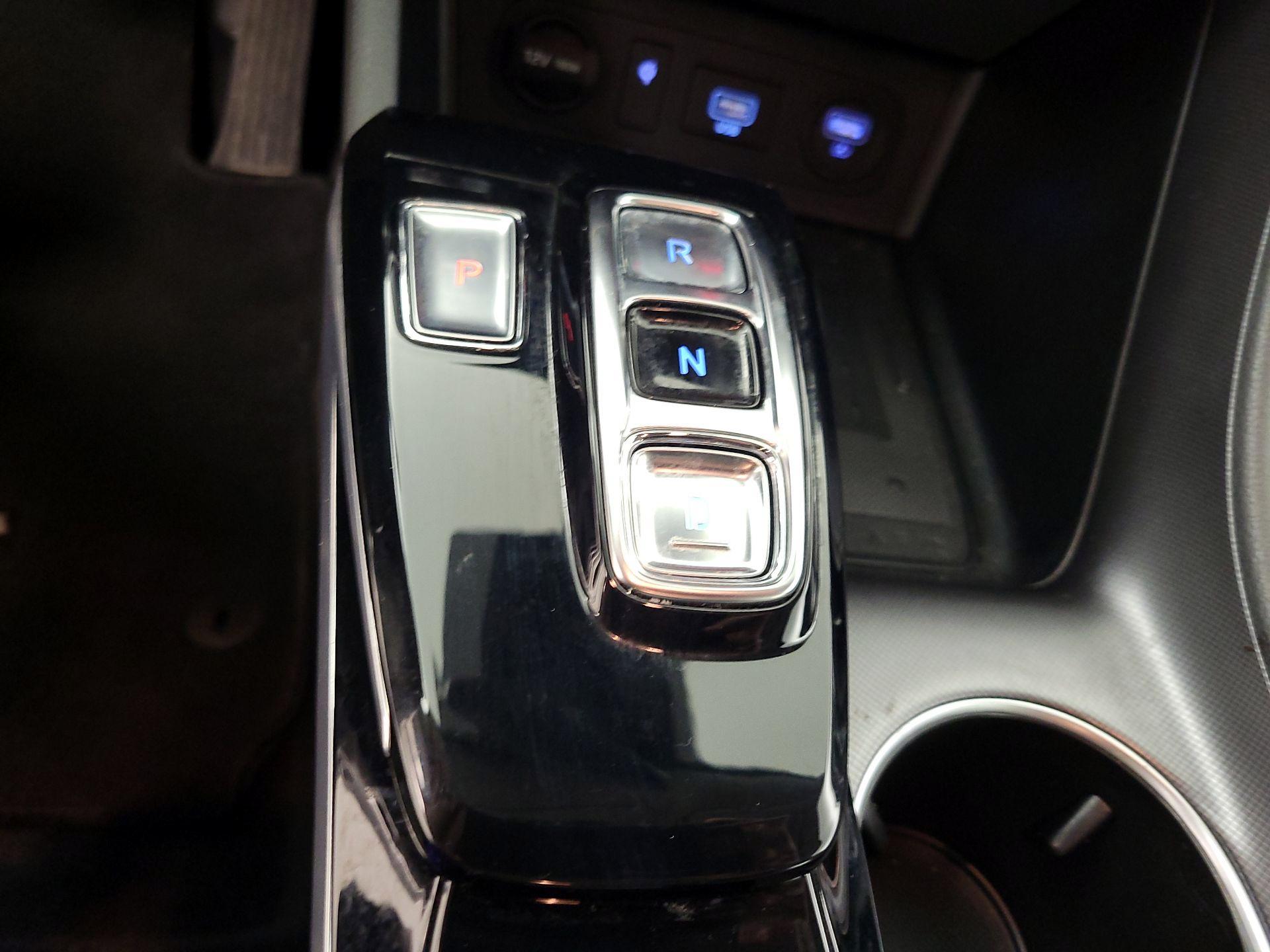 Thumbnail: 2020 Hyundai Sonata - 17