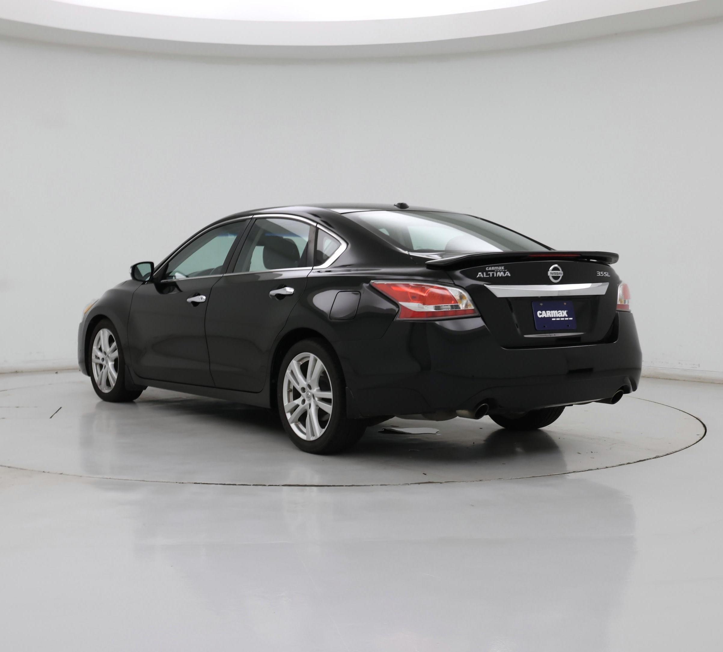 Thumbnail: 2015 Nissan Altima - 2