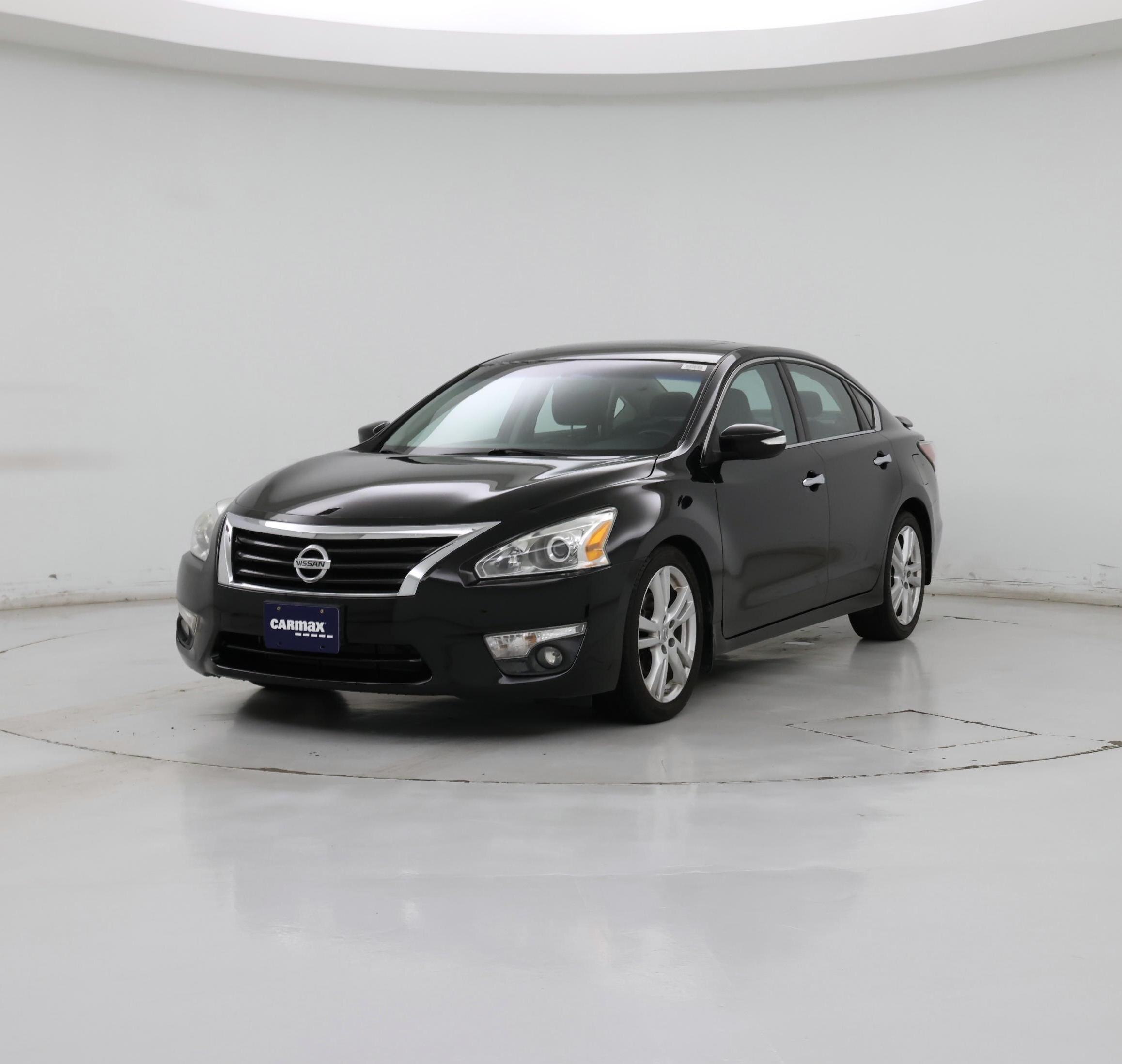 Thumbnail: 2015 Nissan Altima - 4