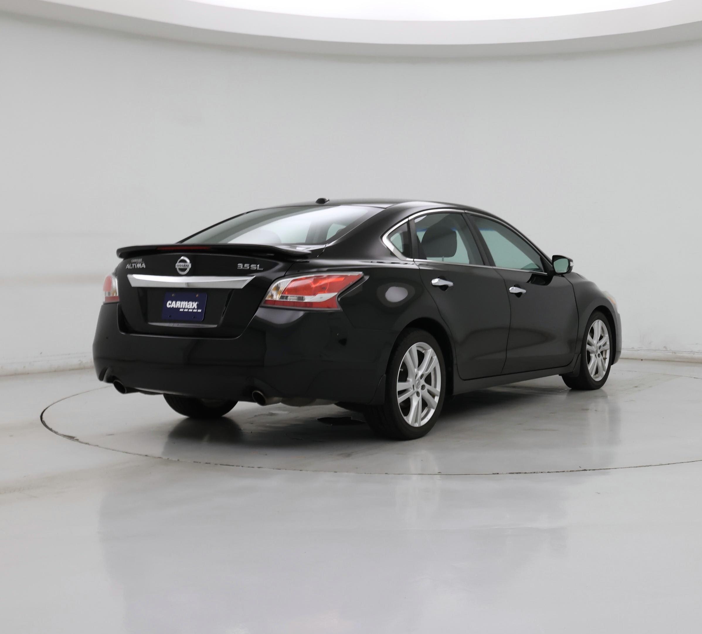 Thumbnail: 2015 Nissan Altima - 8
