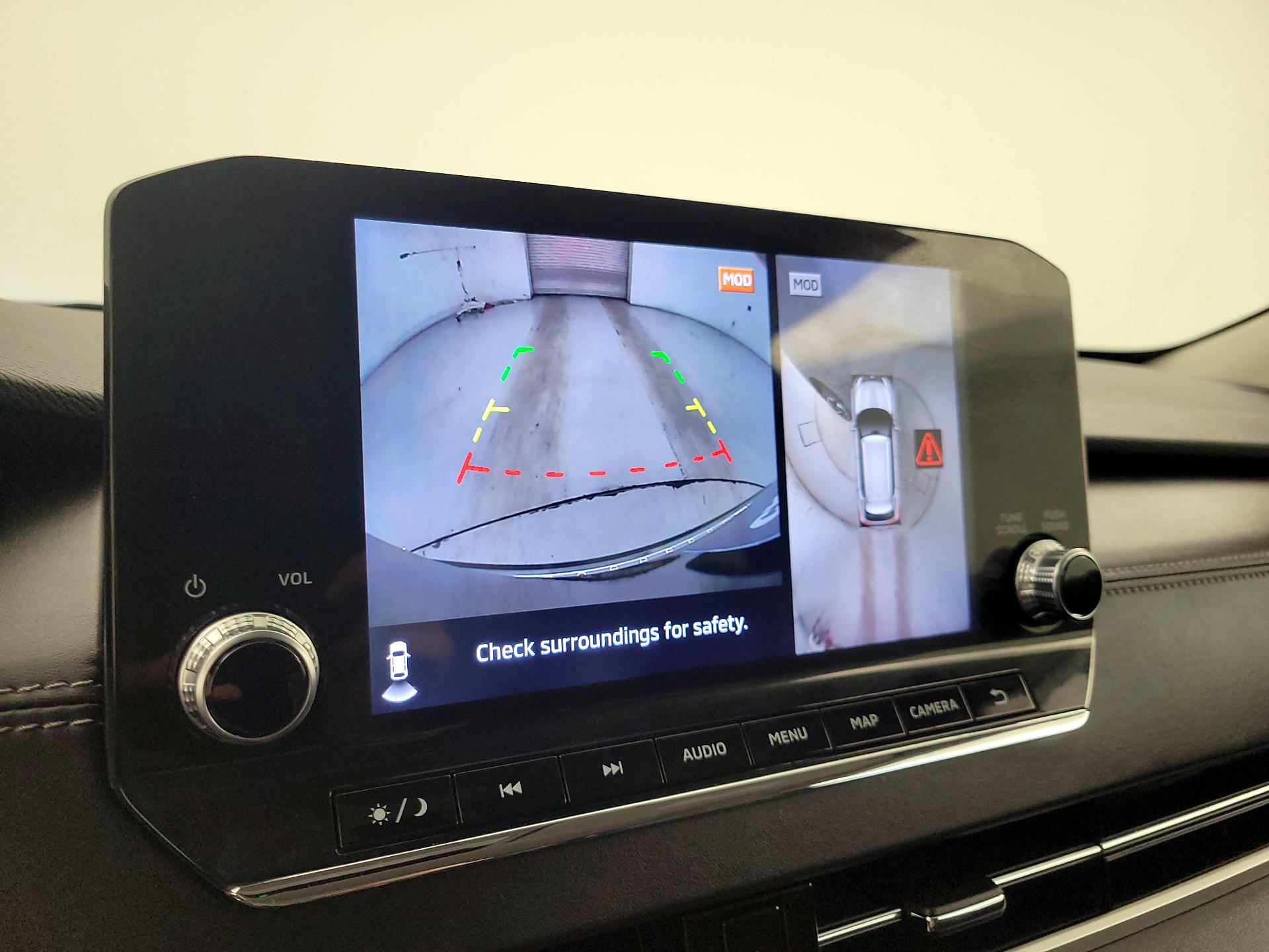 Thumbnail: 2022 Mitsubishi Outlander - 15